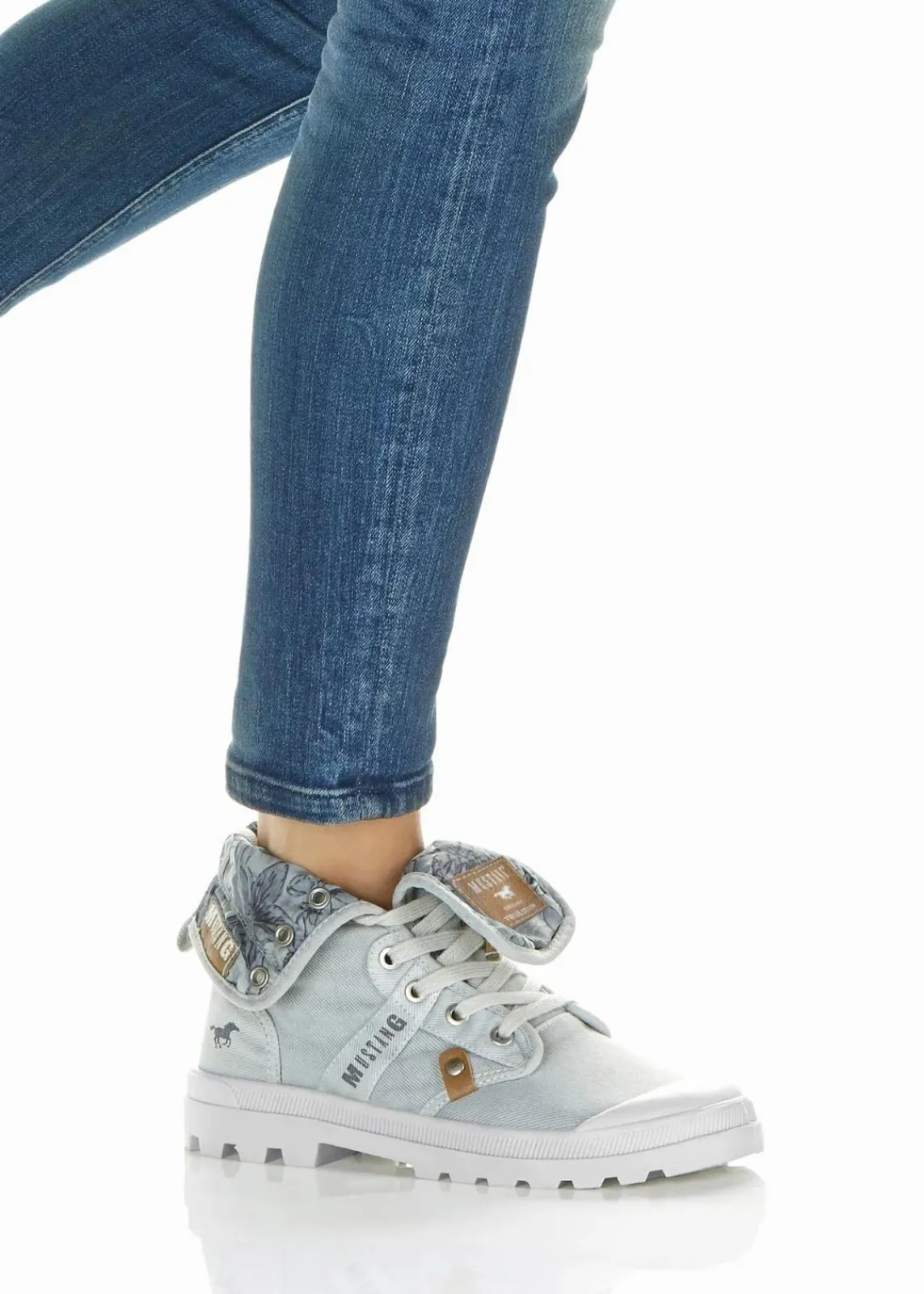 High-Top-Sneaker aus Baumwoll-Canvas|Mustang Discount