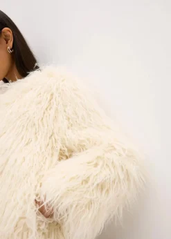 bonprix Bekleidung·Hosen|Jacken & Mäntel|Oversize Fellimitat-Jacke perlweiß