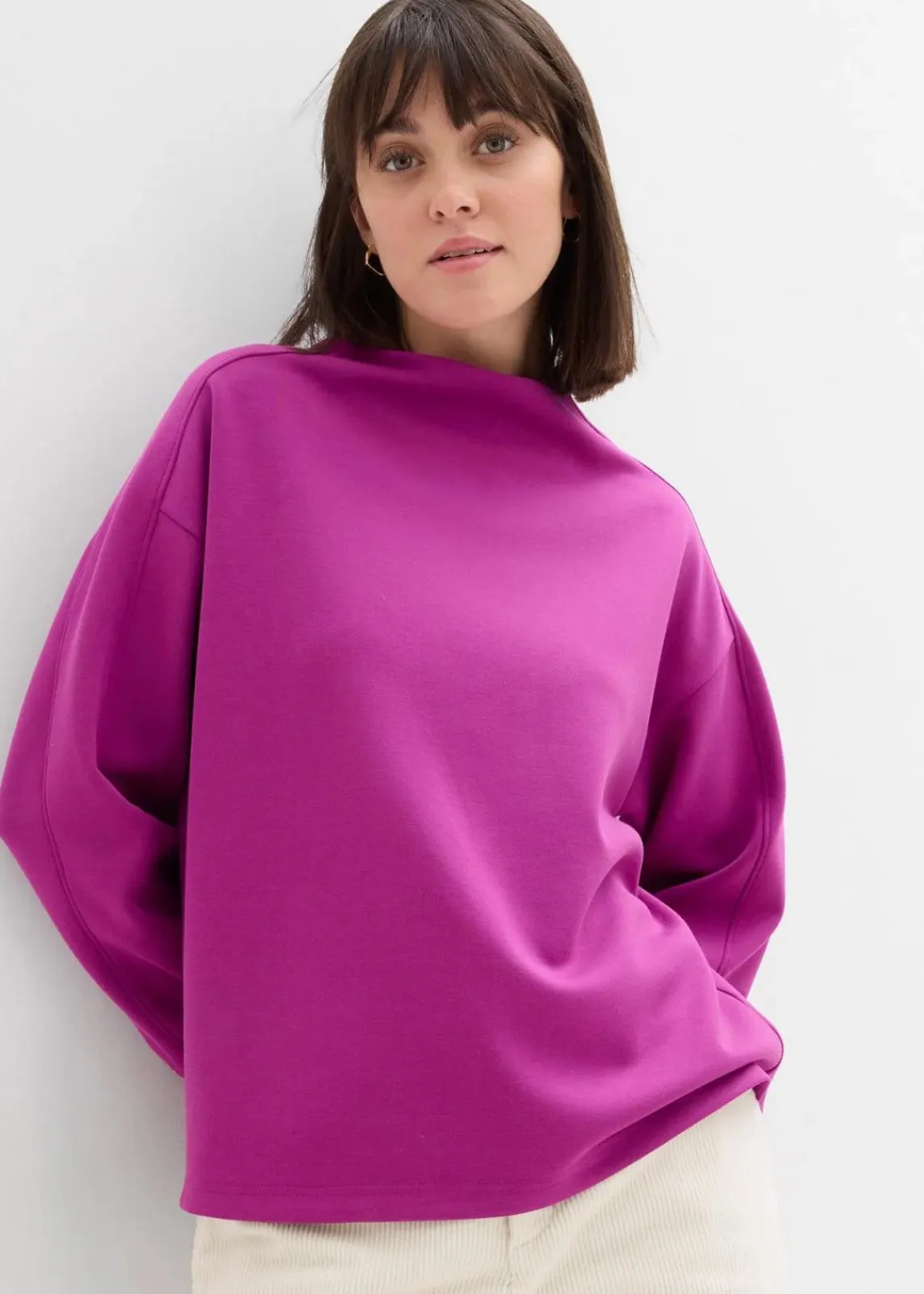 bonprix Sweat|Basics|Oversize Sweatshirt aus weichem Scuba dunkelfuchsia