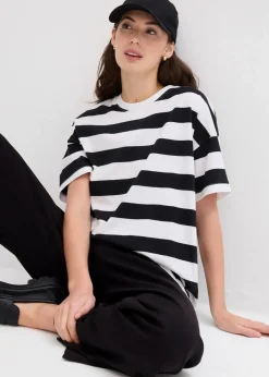 bonprix Nachhaltigere Materialien|Shirts & Tops|Oversize-Shirt aus reiner Bio-Baumwolle schwarz/weiß gestreift