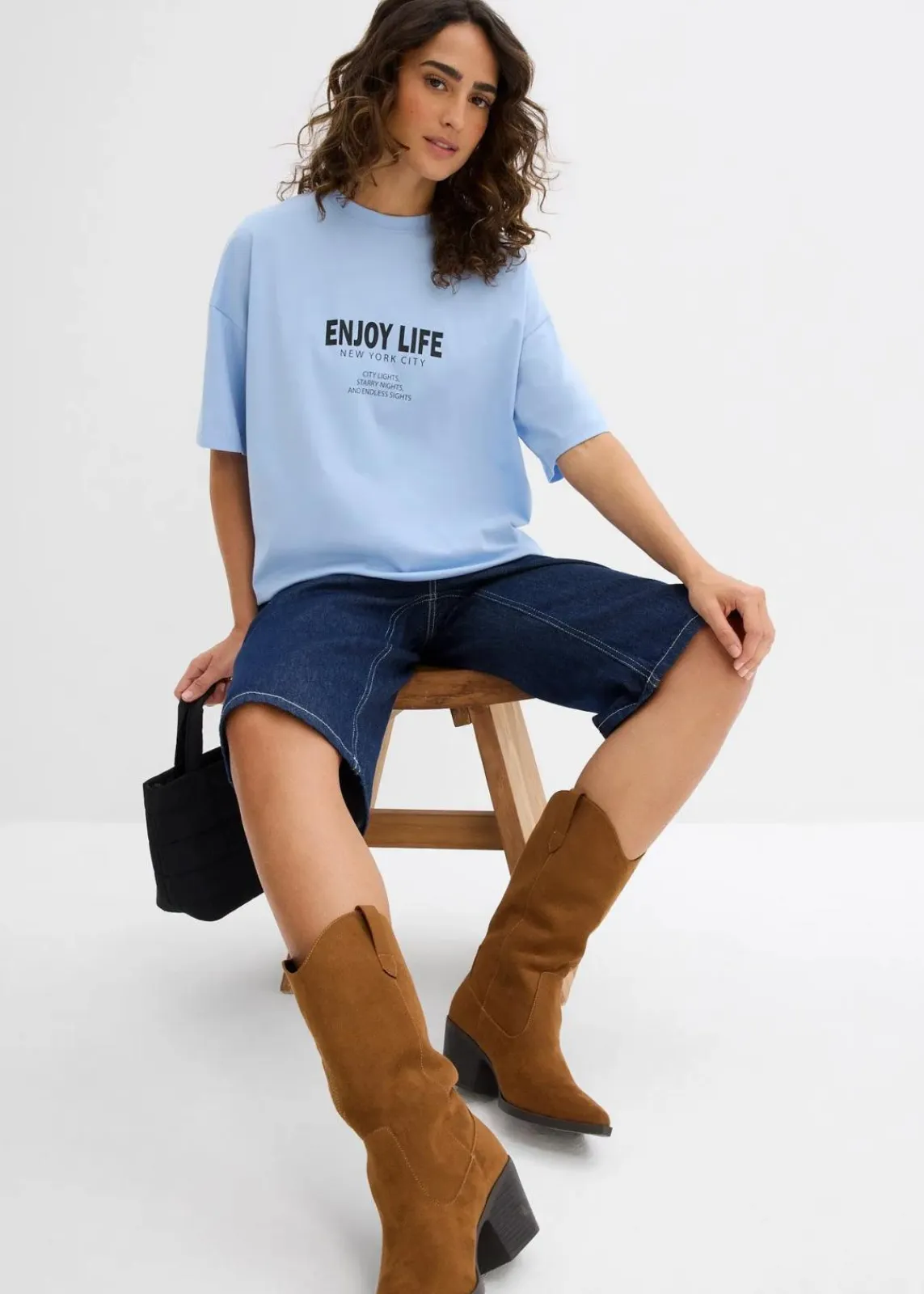 bonprix Shirts & Tops|Nachhaltigere Materialien|Oversize-Shirt aus reiner Bio-Baumwolle hellblau bedruckt