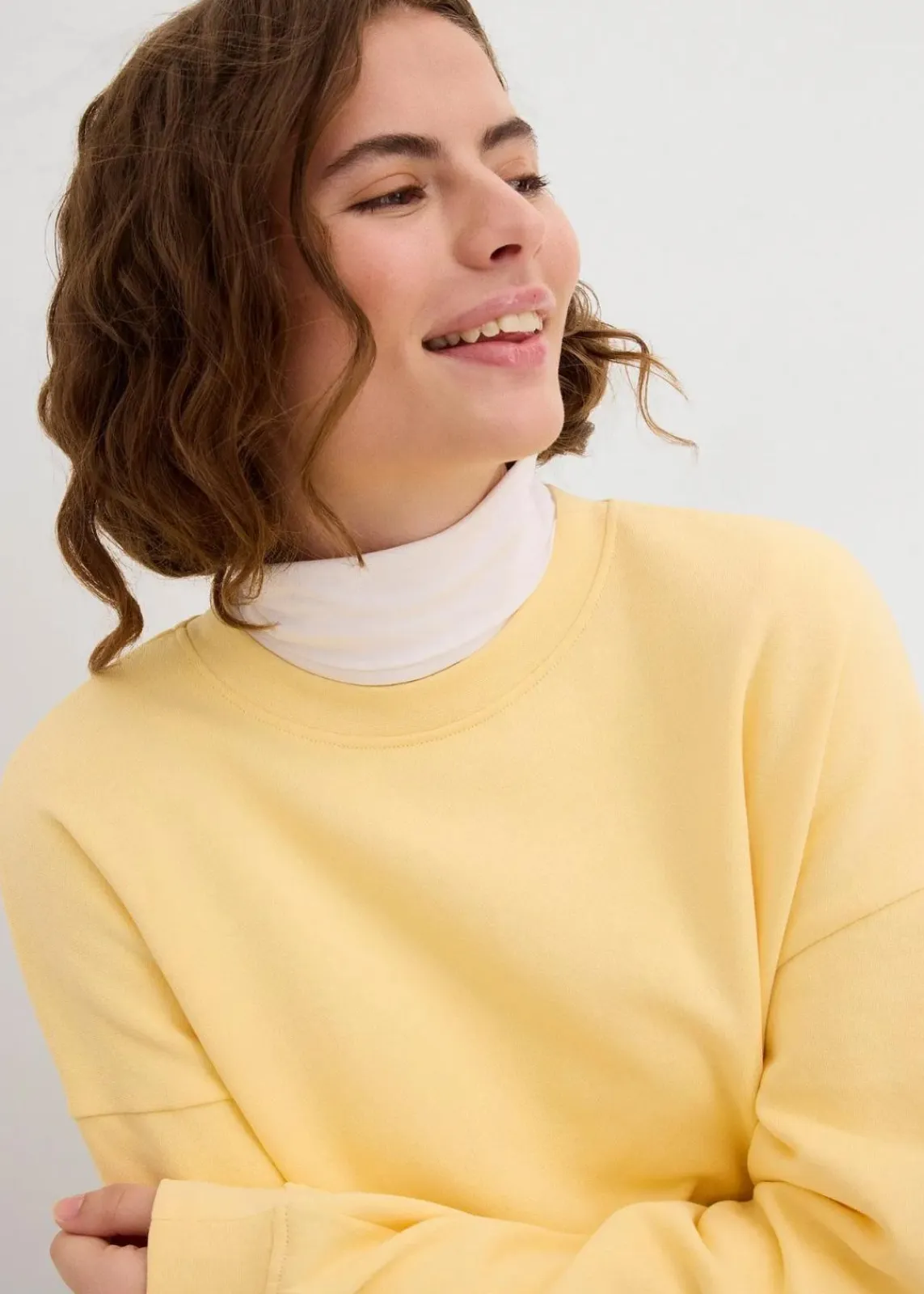 bonprix Sweat|Basics|Oversize-Sweatshirt aus reiner Baumwolle cremegelb