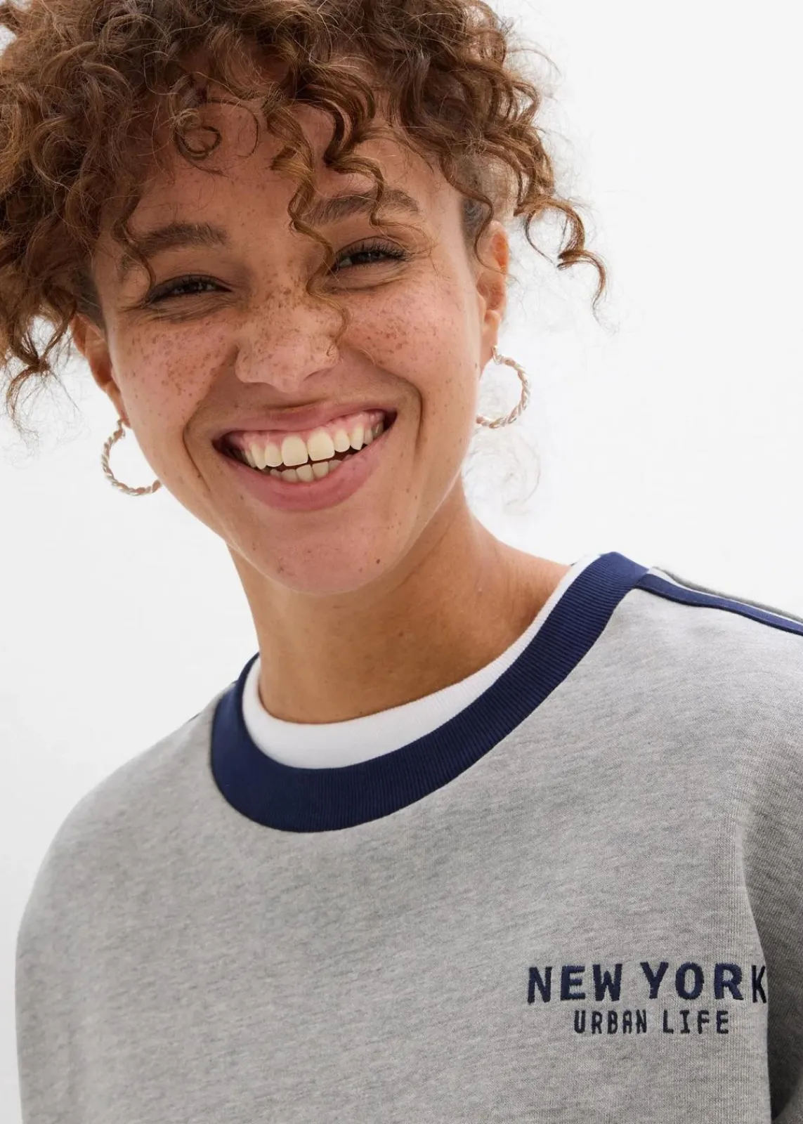 Oversize-Sweatshirt aus weichem Baumwoll-Mix|bonprix New