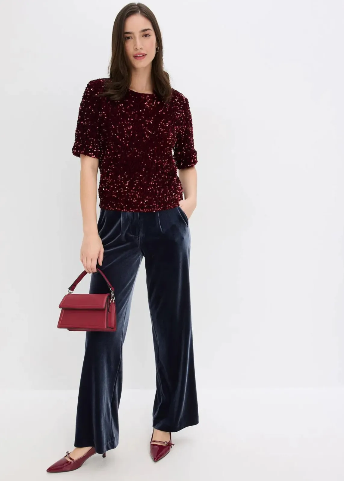 bonprix Shirts & Tops|Pailletten-Shirt bordeaux