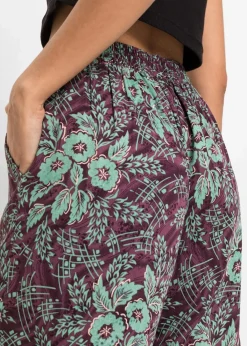 bonprix Bekleidung·Kleider|Hosen|Palazzo-Hose aus fließender Viskose beere/salbeigrün geblümt