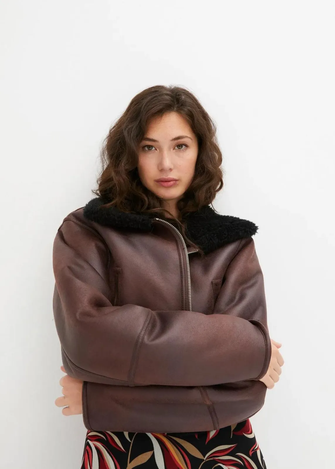 bonprix Jacken & Mäntel|Pilotenjacke aus Lammfellimitat terrabraun