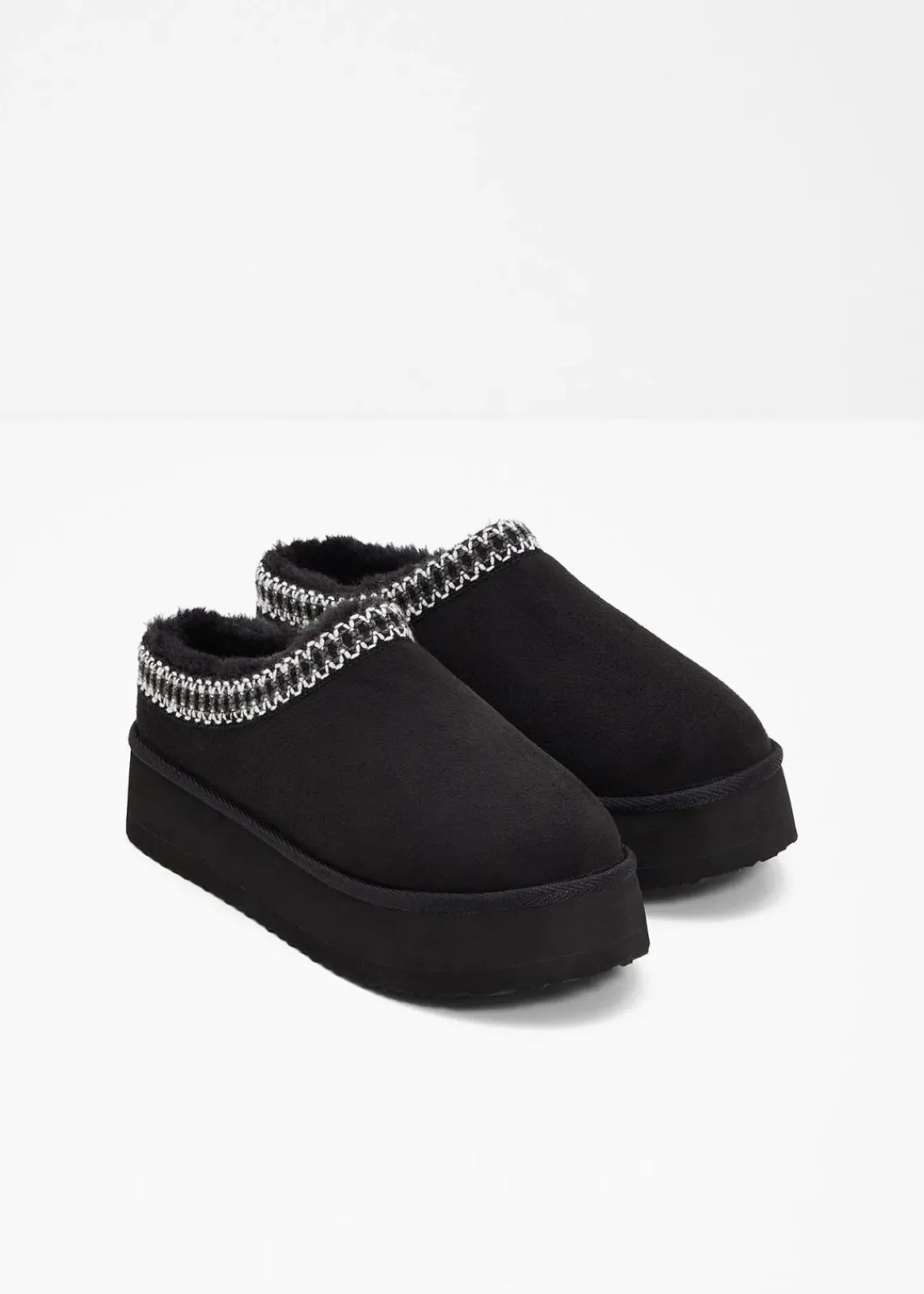 bonprix Hausschuhe|Gefütterte Winterschuhe|Plateau-Boots schwarz