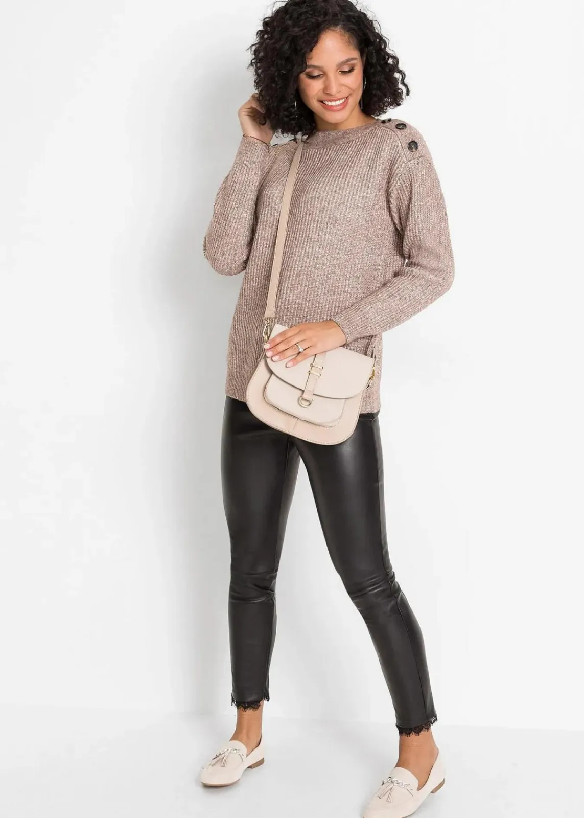 Pullover mit Knöpfen|bonprix