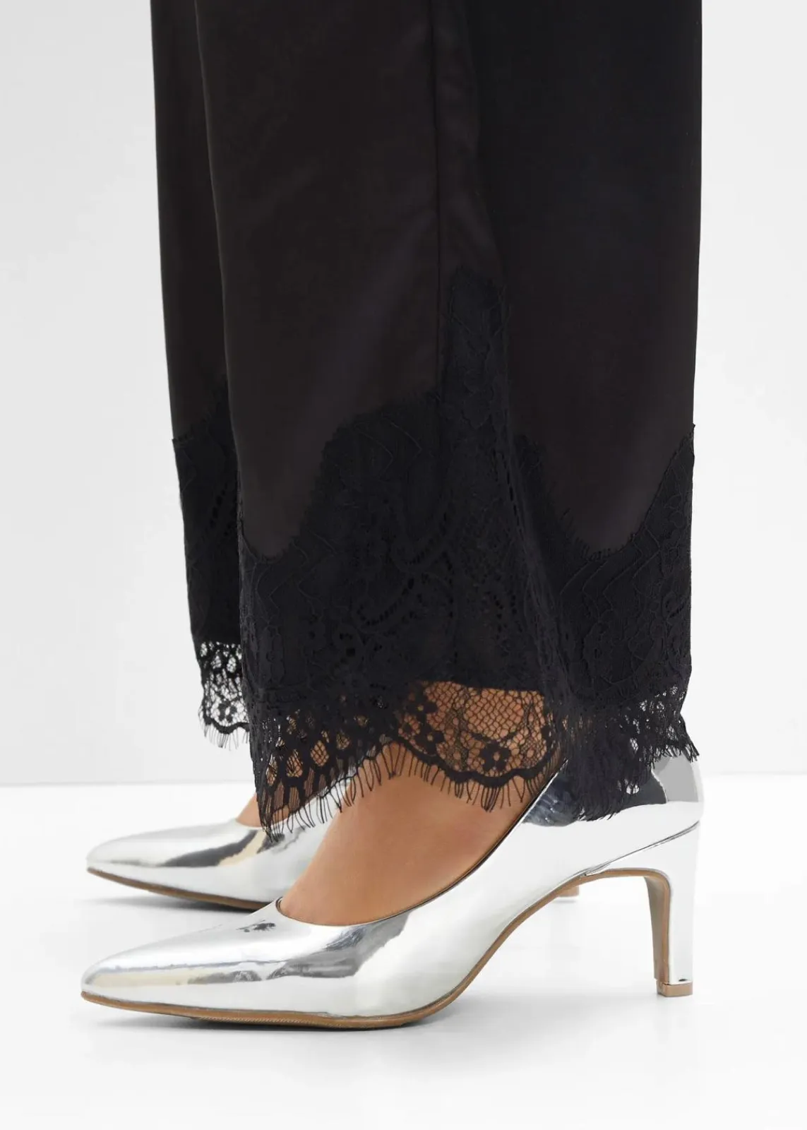 bonprix Pumps|Festliche Mode|Pumps in Lack-Optik silber metallic