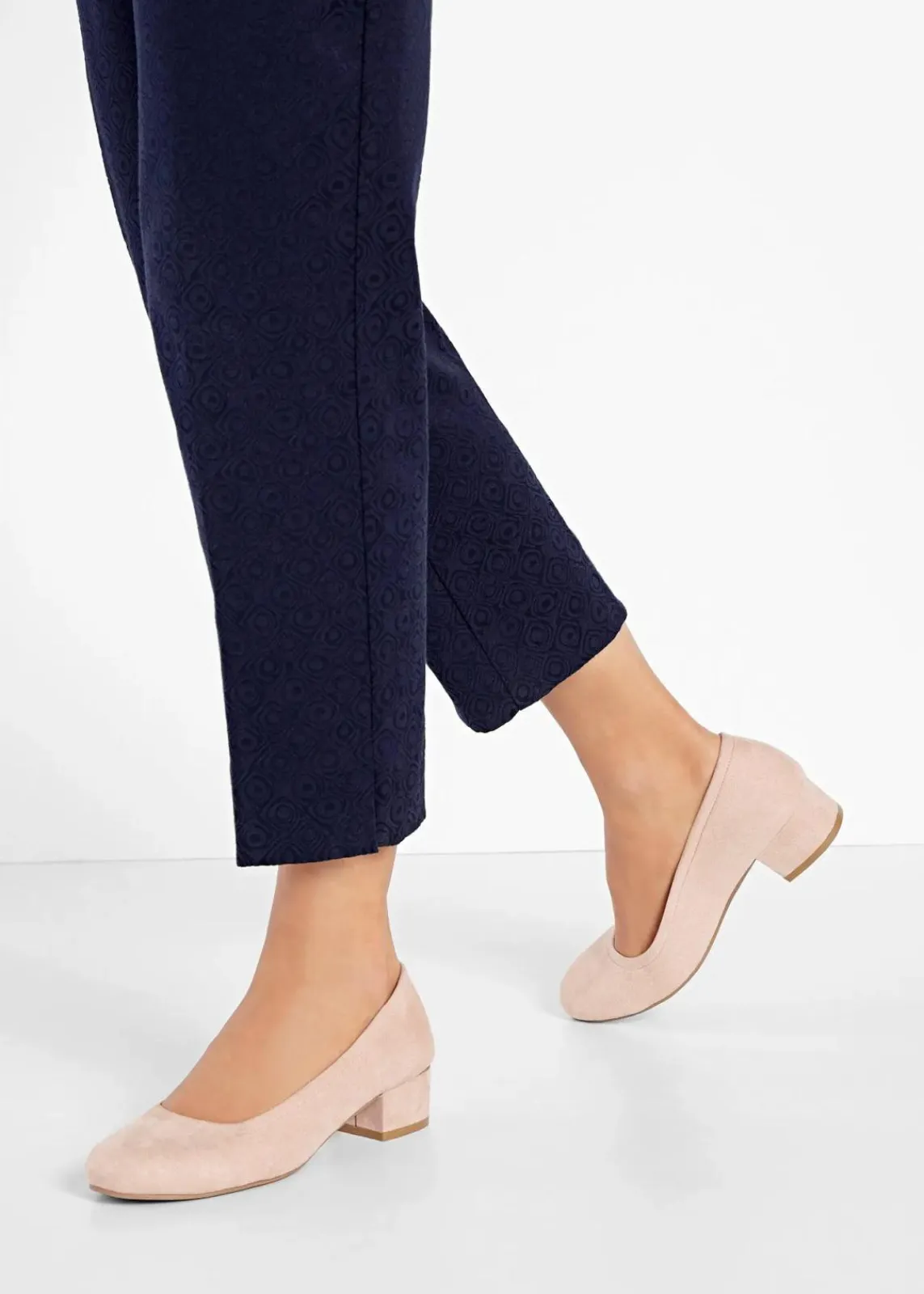 bonprix Schuhe & Accessoires In Spezialgrößen·Schuhe In Übergröße|Pumps|Pumps mit Blockabsatz beige