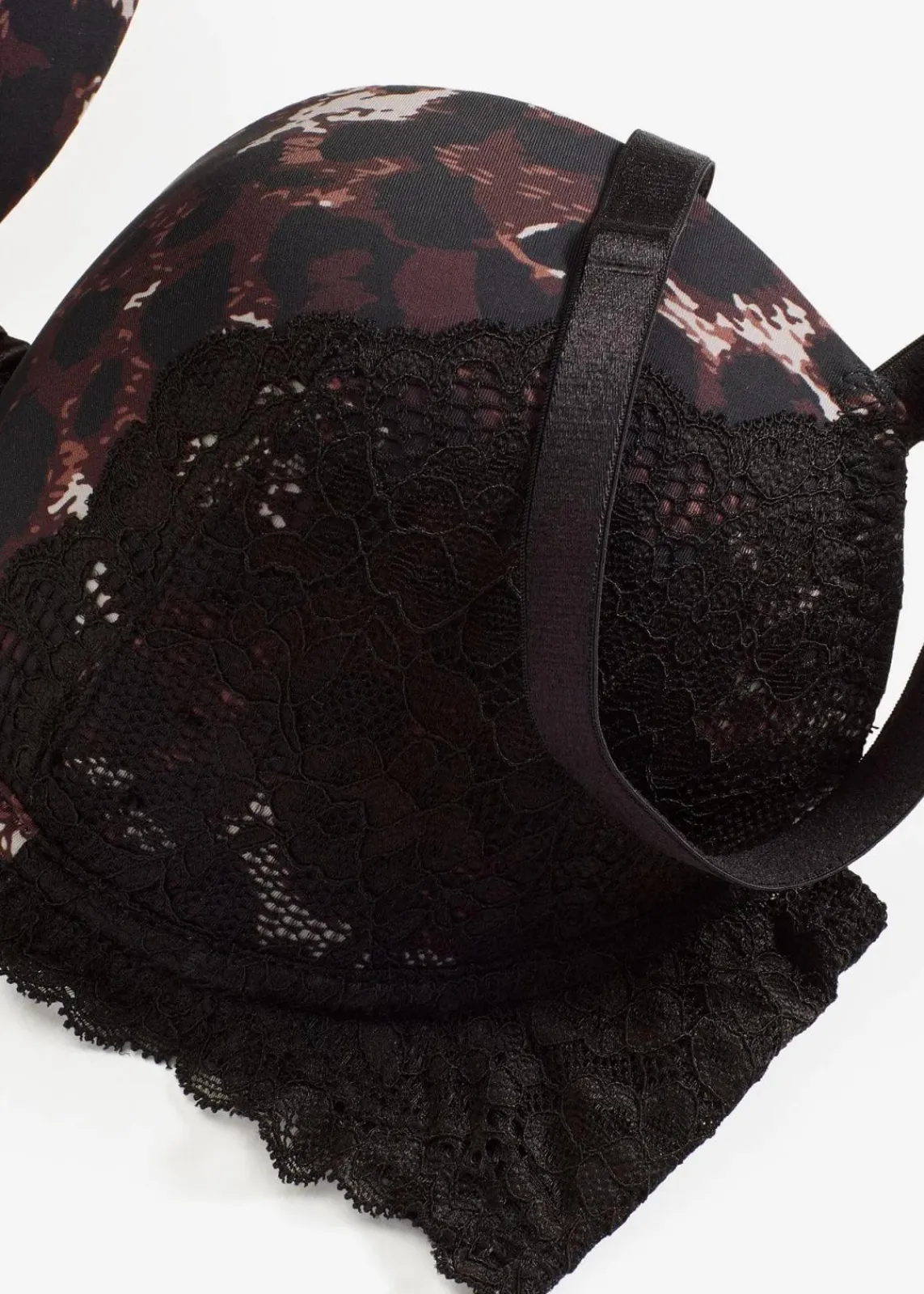 bonprix Nachhaltigere Materialien|Dessous|Push-Up-BH mit feiner Spitze leo bedruckt