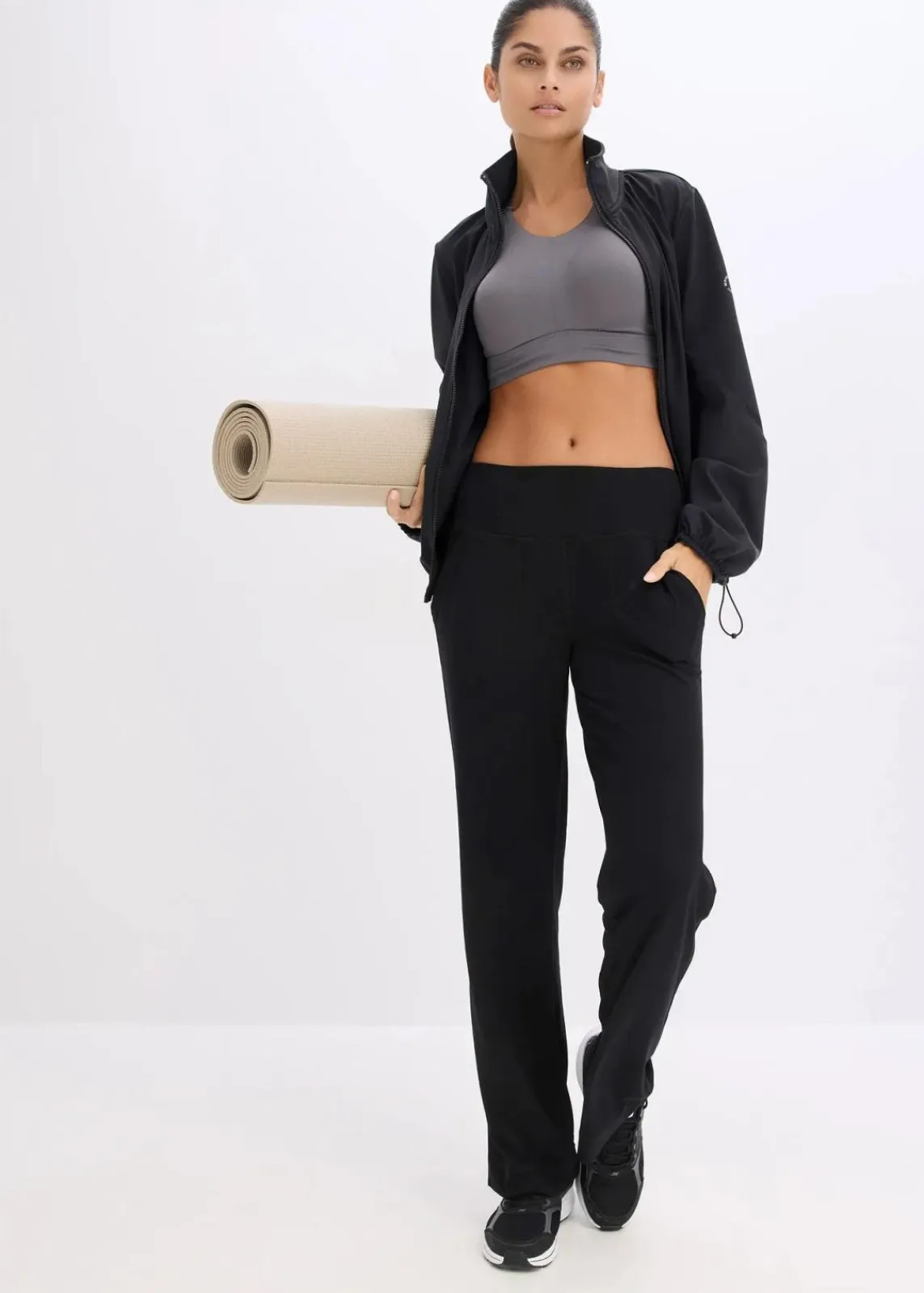 Racerback Sport-BH mit leichtem Halt|bonprix Hot