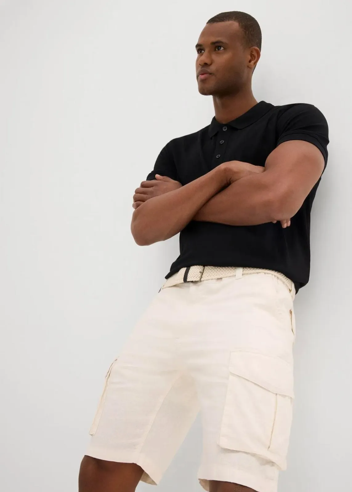 bonprix Große Größen|Shorts|Regular Fit Cargo-Bermuda mit Gürtel aus luftigem Leinen-Mix naturbeige