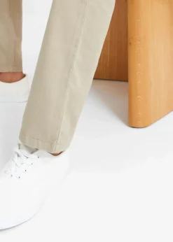 Regular Fit Chinohose aus reiner Baumwolle, Straight|bonprix New