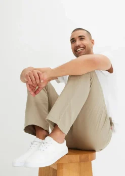 Regular Fit Chinohose aus reiner Baumwolle, Straight|bonprix New