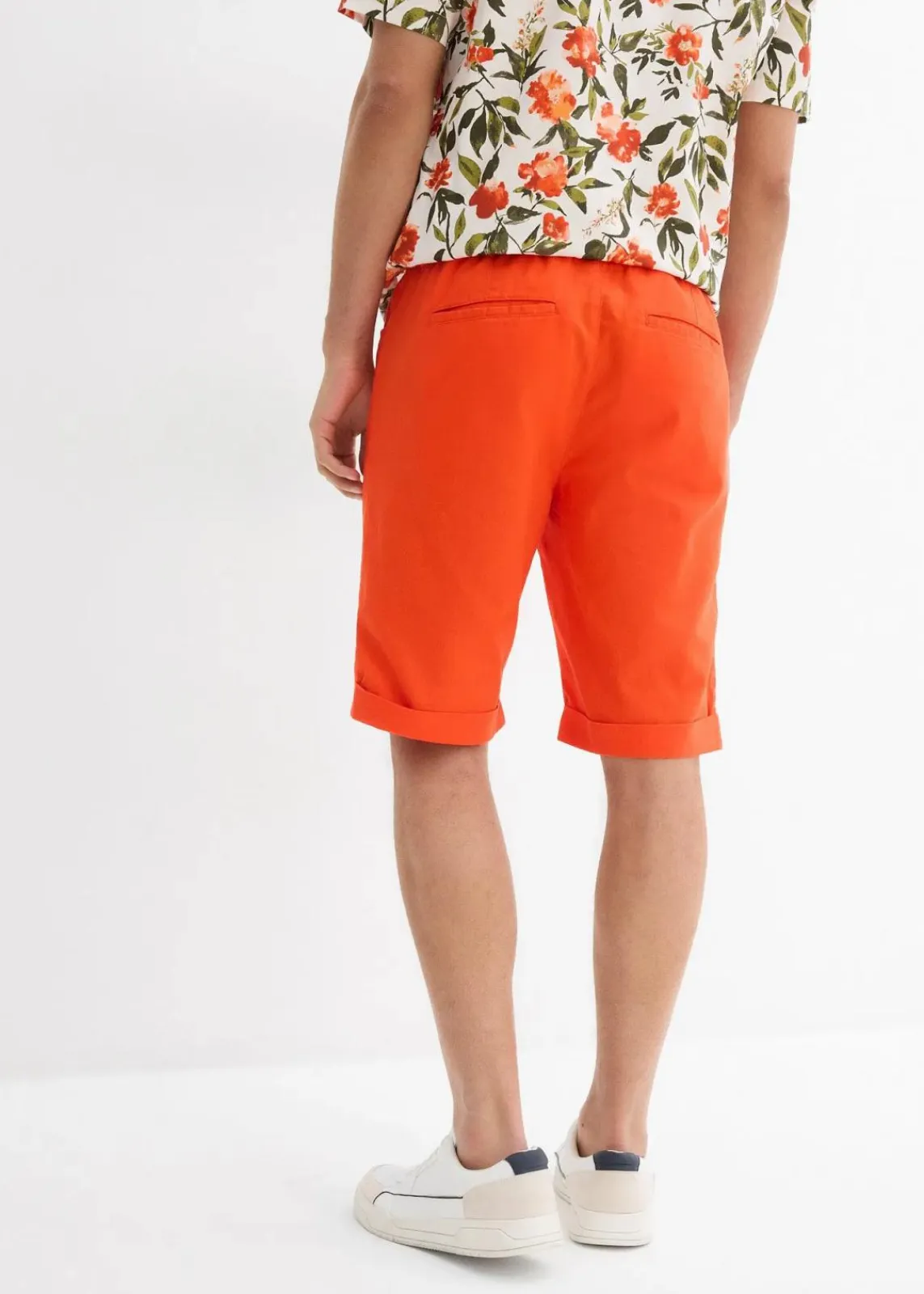 bonprix Große Größen|Shorts|Regular Fit Schlupf-Bermuda aus luftigem Leinen-Mix orange