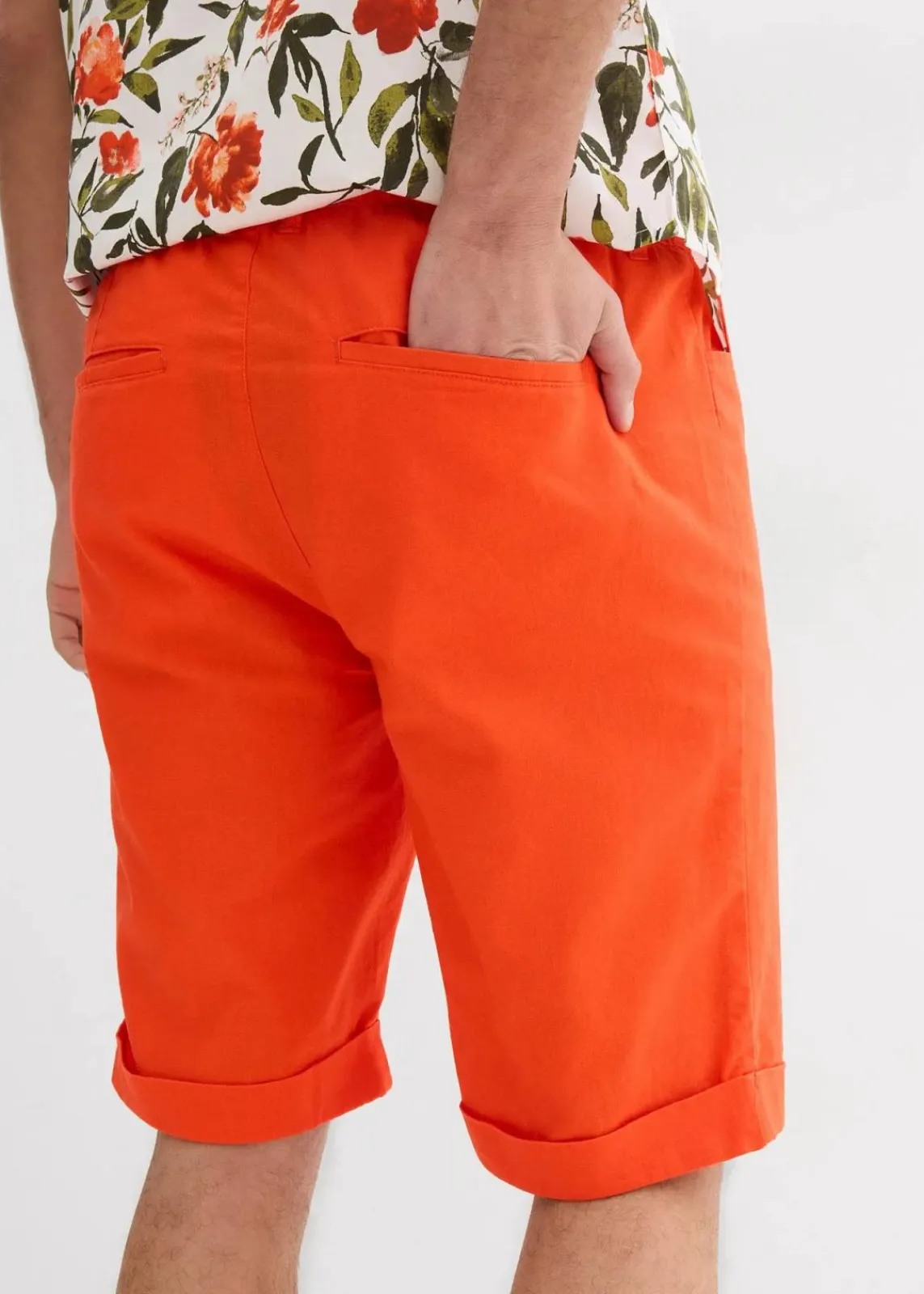 bonprix Große Größen|Shorts|Regular Fit Schlupf-Bermuda aus luftigem Leinen-Mix orange