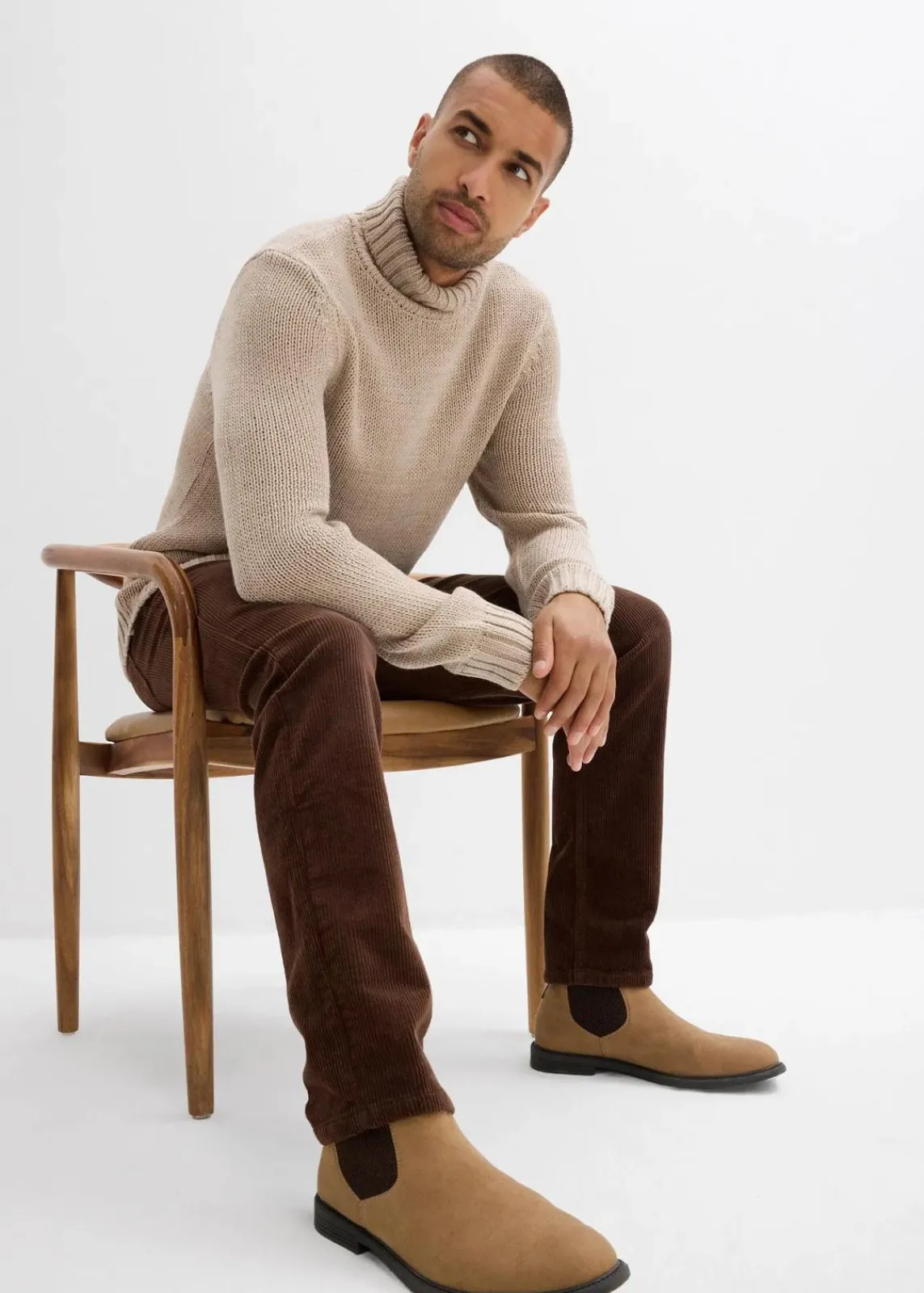 bonprix Große Größen|Hosen|Regular Fit Stretch-Cordhose in gewaschener Optik, Straight braun