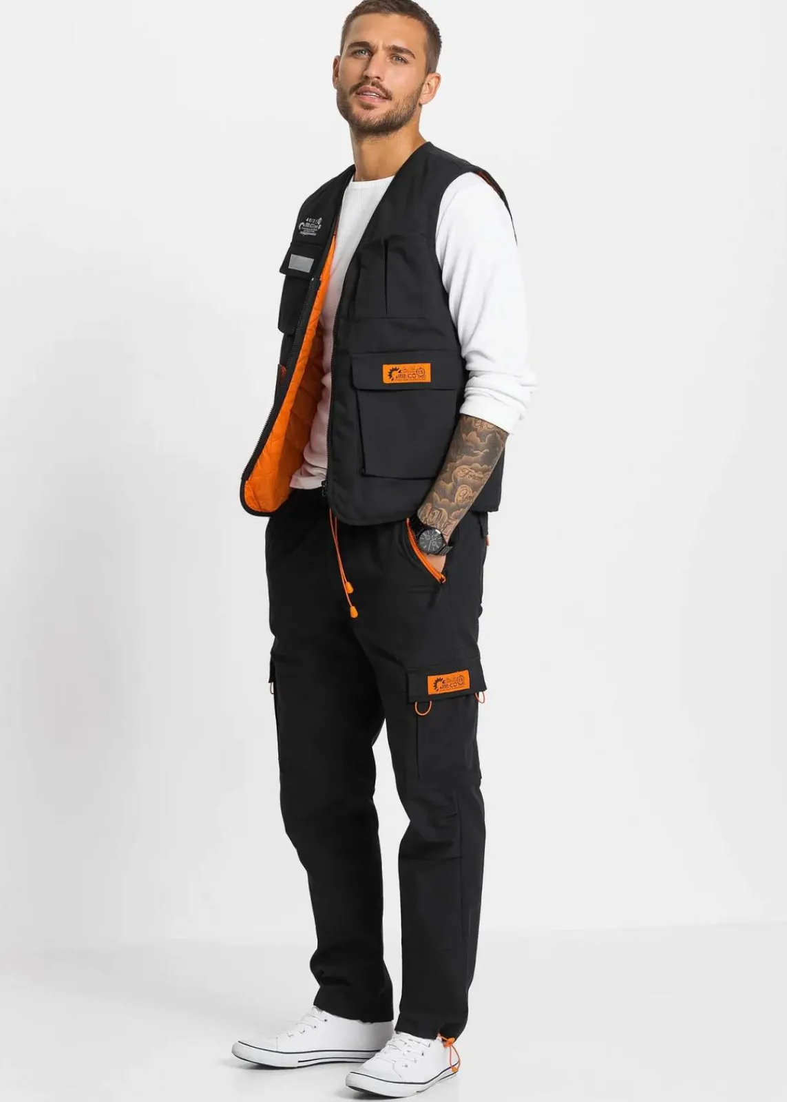 bonprix Große Größen|Hosen|Relaxed Fit Schlupf-Cargohose, Straight schwarz/orange