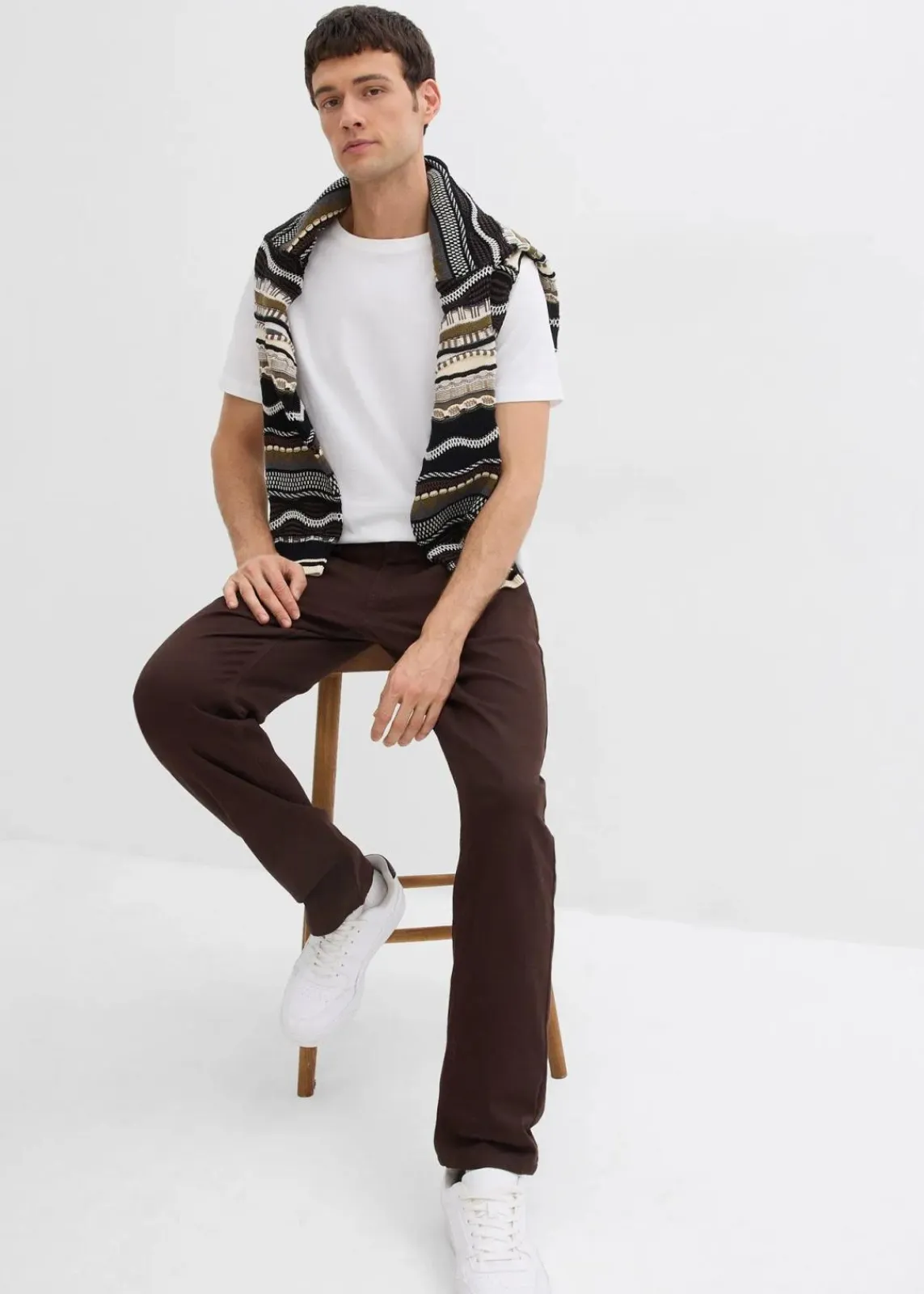 Relaxed Fit Stretch-Chinohose mit Bio Baumwolle, Straight|bonprix Sale