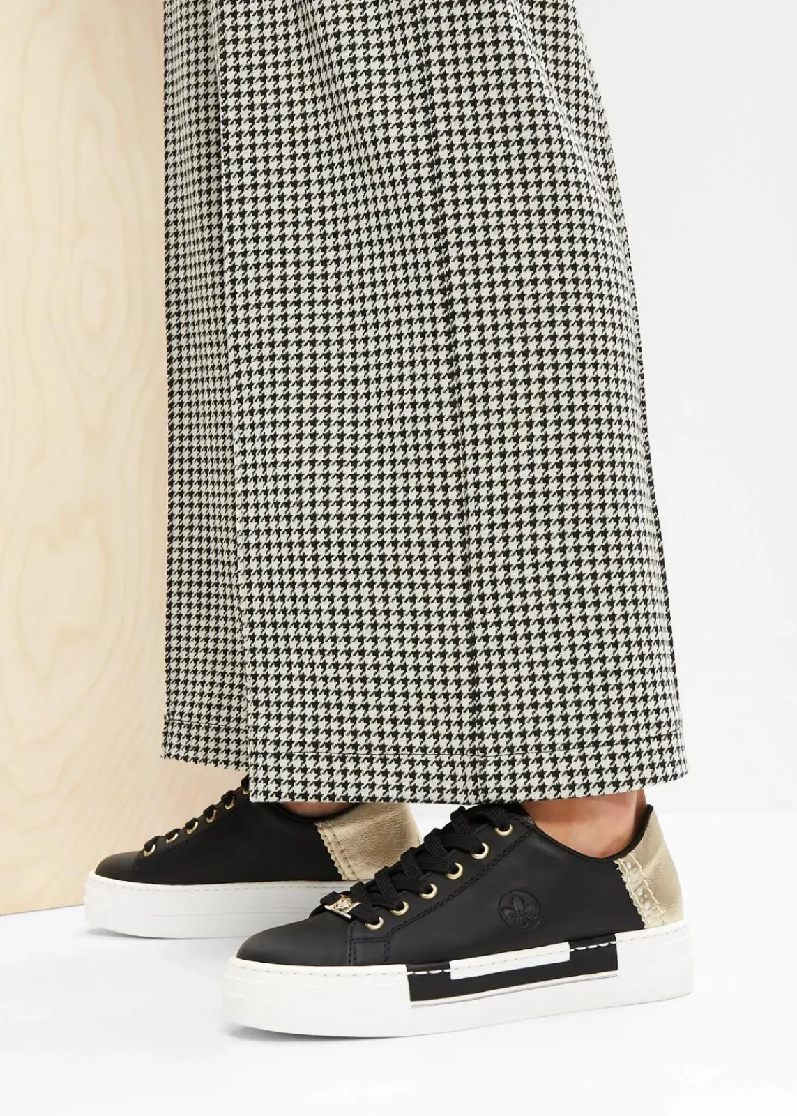 Komfort-Plateau-Sneaker mit leichter Sohle|Rieker New