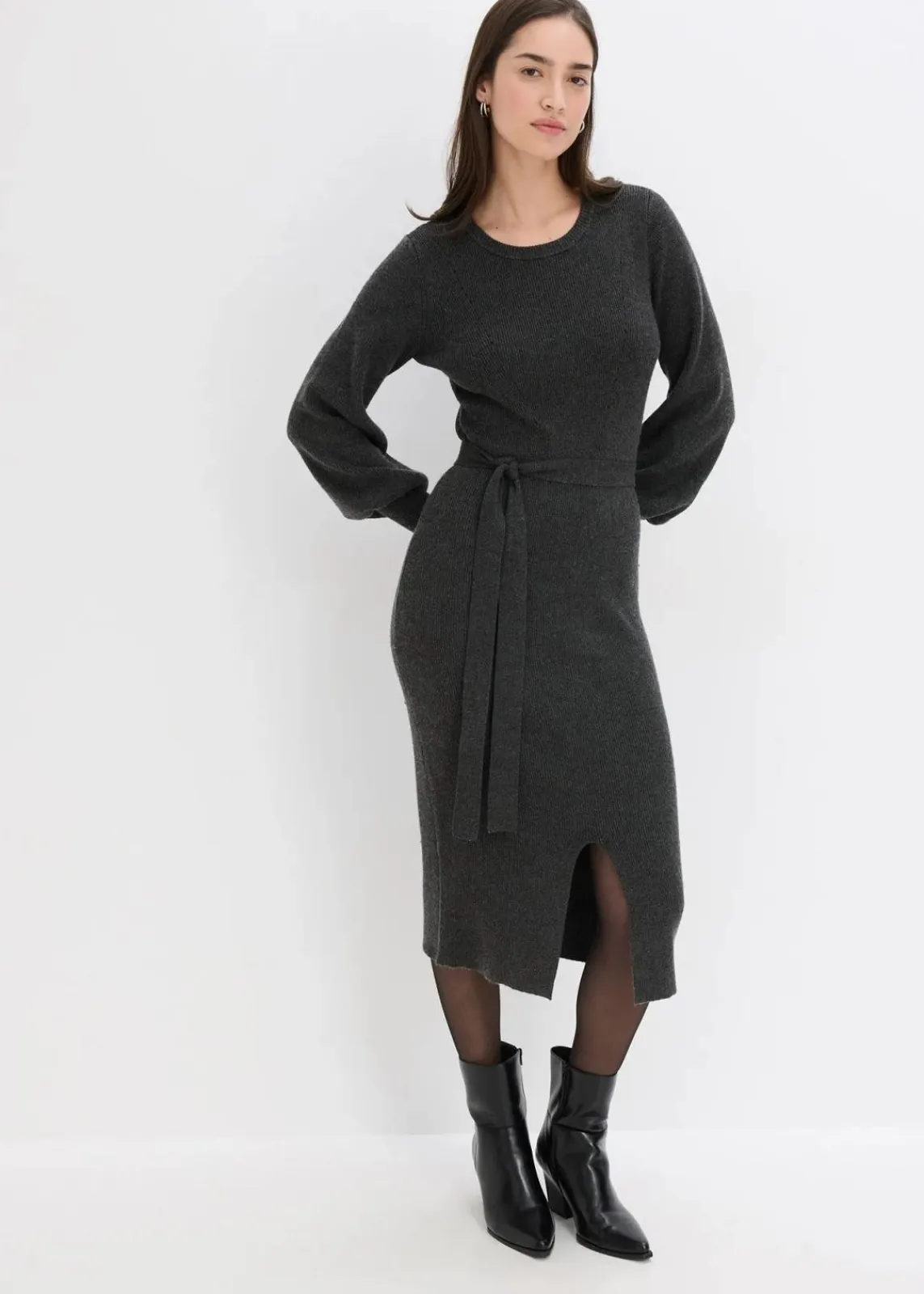 Ripp-Strickkleid aus fließendem Viskose-Mix|bonprix Outlet