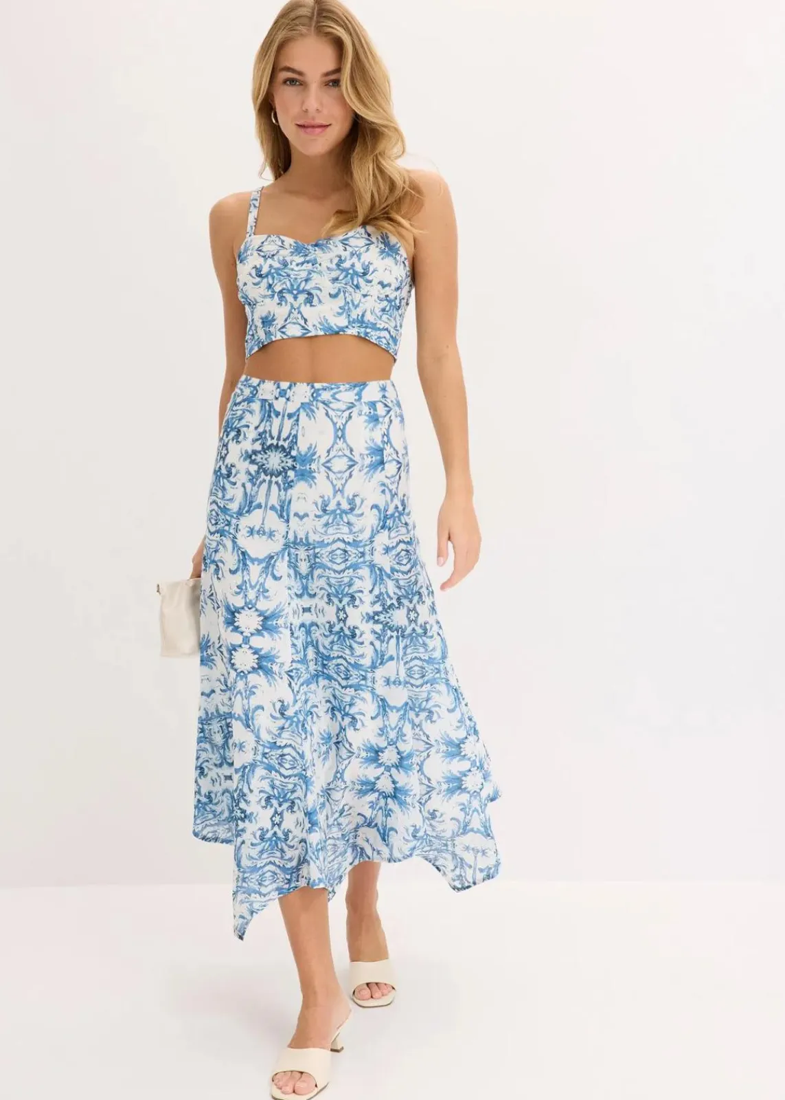 bonprix Röcke|Rock mit Zipfelsaum weiß/blau bedruckt