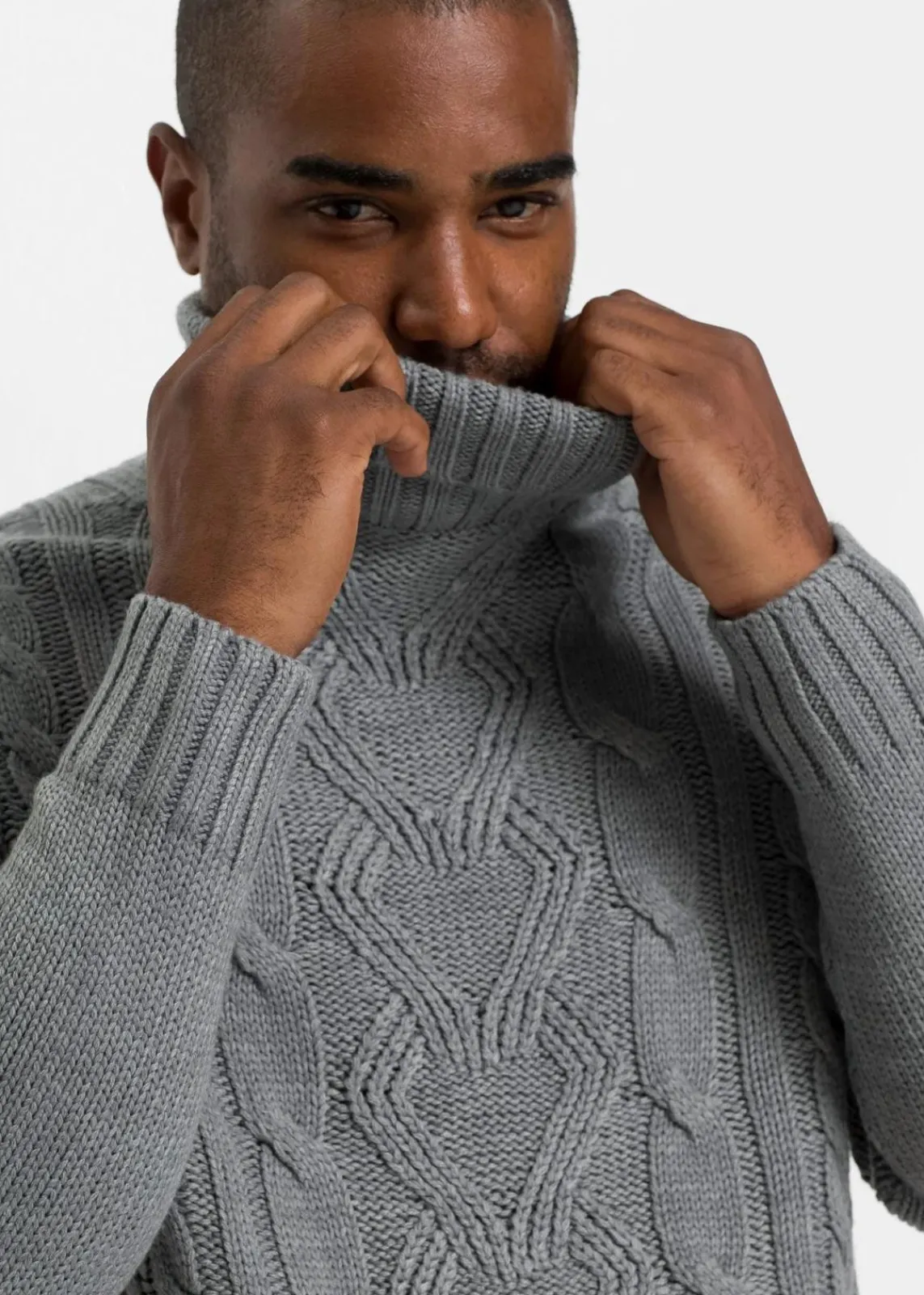 bonprix Pullover & Strickjacken|Große Größen|Rollkragenpullover mit Zopfmuster grau meliert