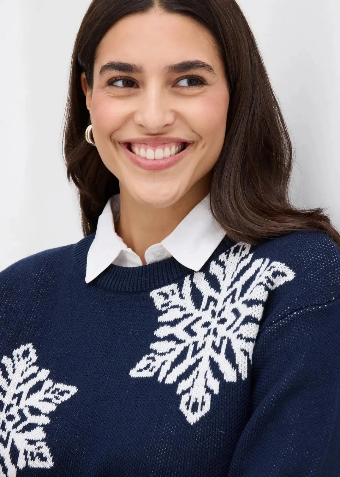 bonprix Bekleidung·Umstandsmode|Bekleidung·Jeans|Rundhalspullover mit Schneeflocken dunkelblau/wollweiß