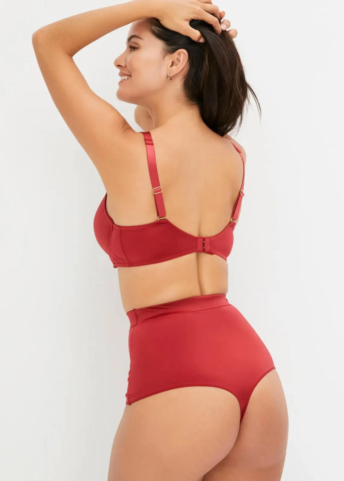 bonprix Wäsche·Große Cups D-H|Wäsche·Bhs|Schalen-BH aus glänzendem Material abendrot