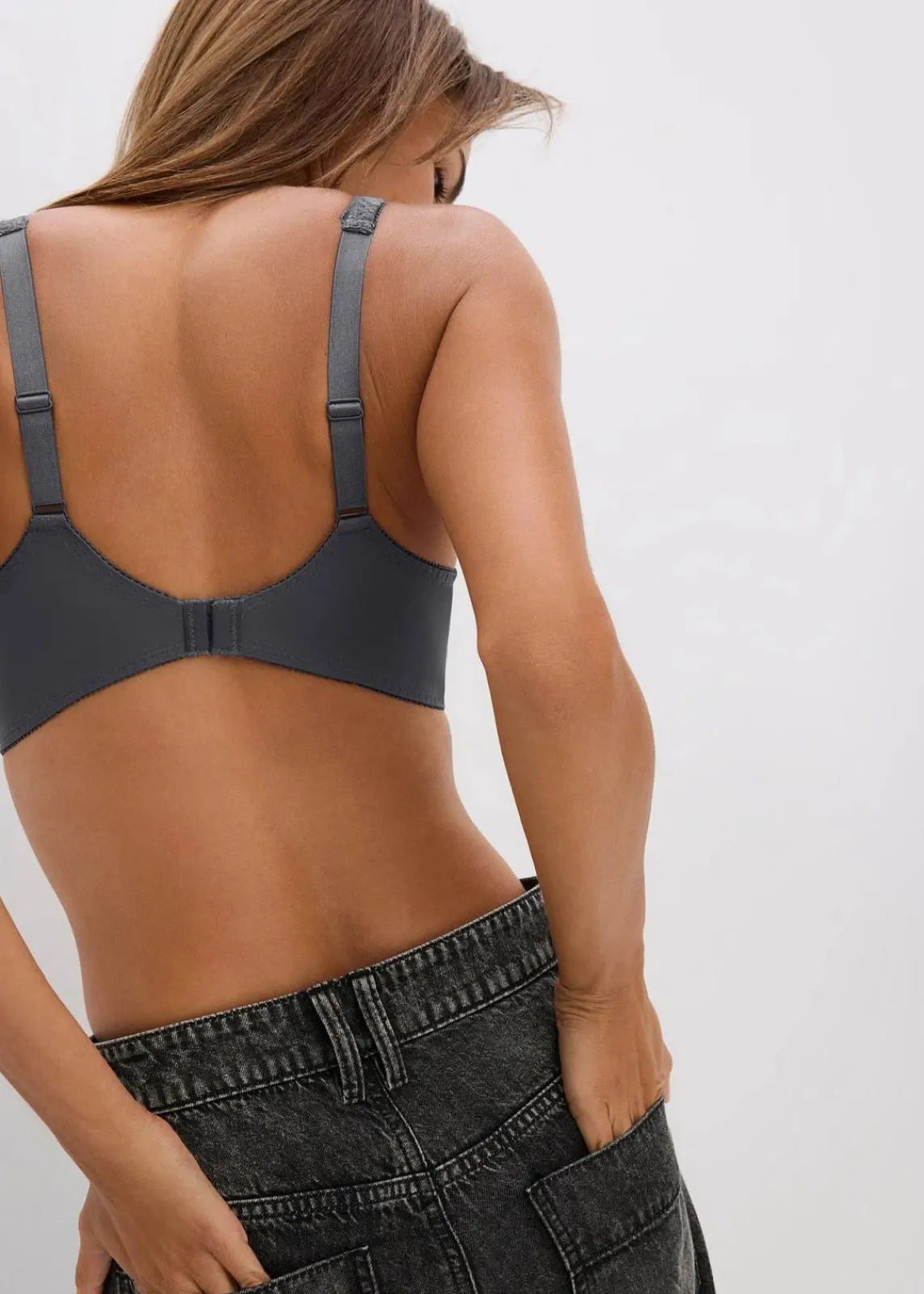 Schalen-BH mit gepolsterten Trägen|bonprix Online