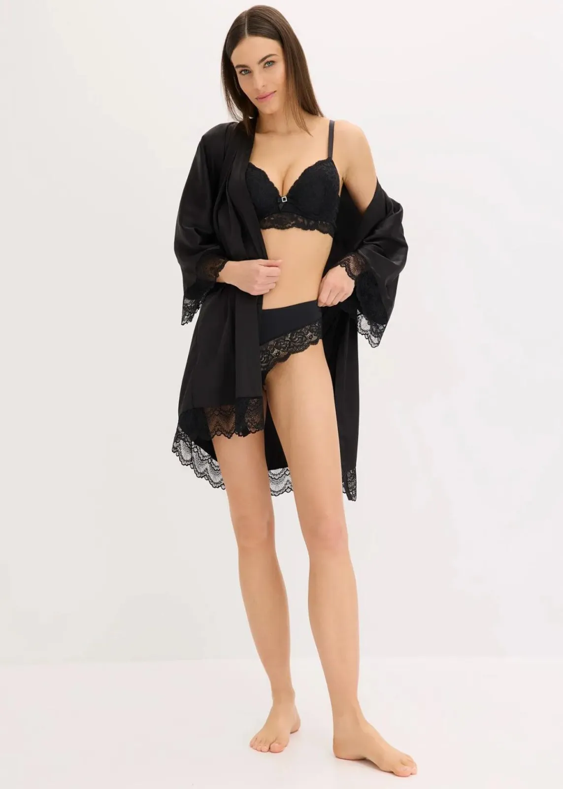 Schalen-BH mit zarter Spitze|bonprix Online