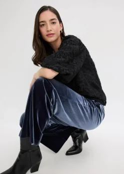 bonprix Bekleidung·Jacken & Mäntel|Blusen & Tuniken|Schlupfbluse mit strukturiertem Blumen-Muster​ schwarz