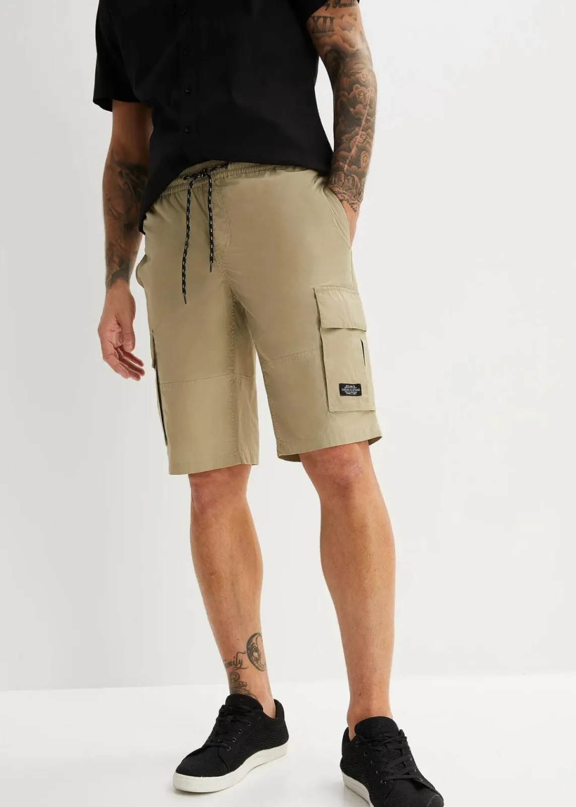 bonprix Große Größen|Shorts|Schlupf-Cargo-Bermuda, Regular Fit new khaki