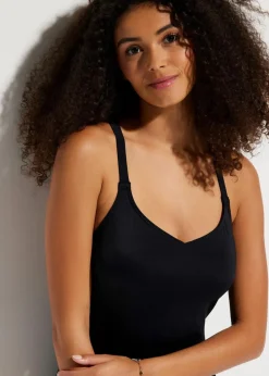 bonprix Nachhaltigere Materialien|Badeanzüge|Schnelltrocknender Sport-Badeanzug mit Racerback schwarz