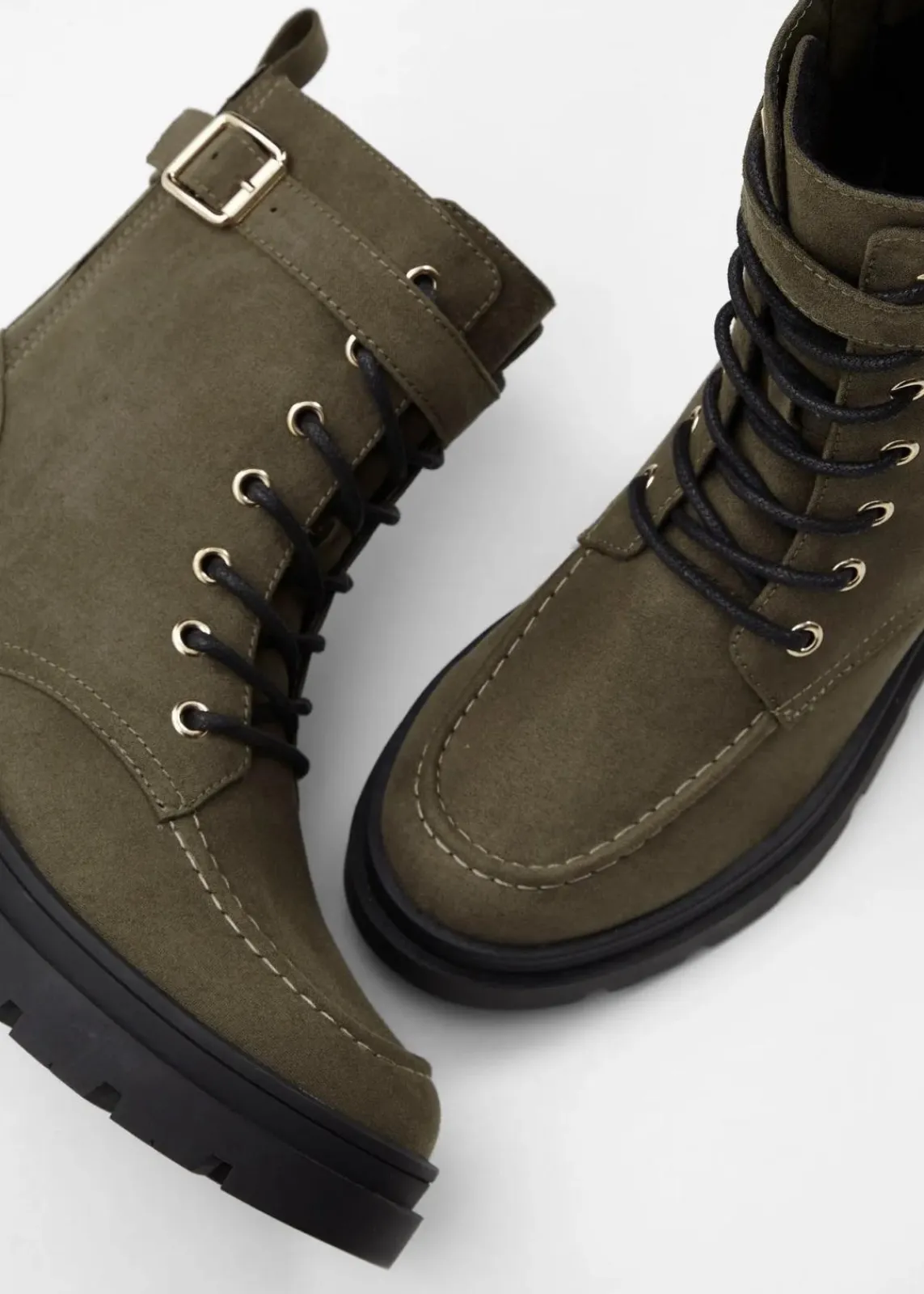 Schnürboots mit Schnalle|bonprix Online