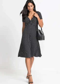 bonprix Nachhaltigere Materialien|Kleider|Shirtkleid schwarz/weiß gepunktet