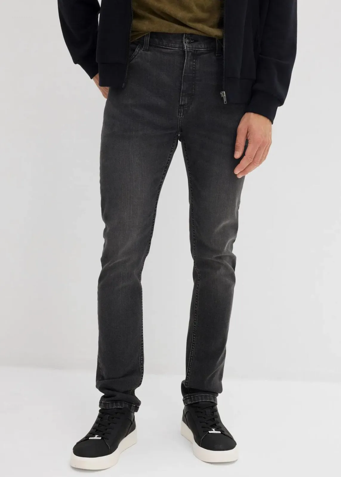 bonprix Jeans|Große Größen|Slim Fit Stretch-Jeans, Straight schwarz denim used