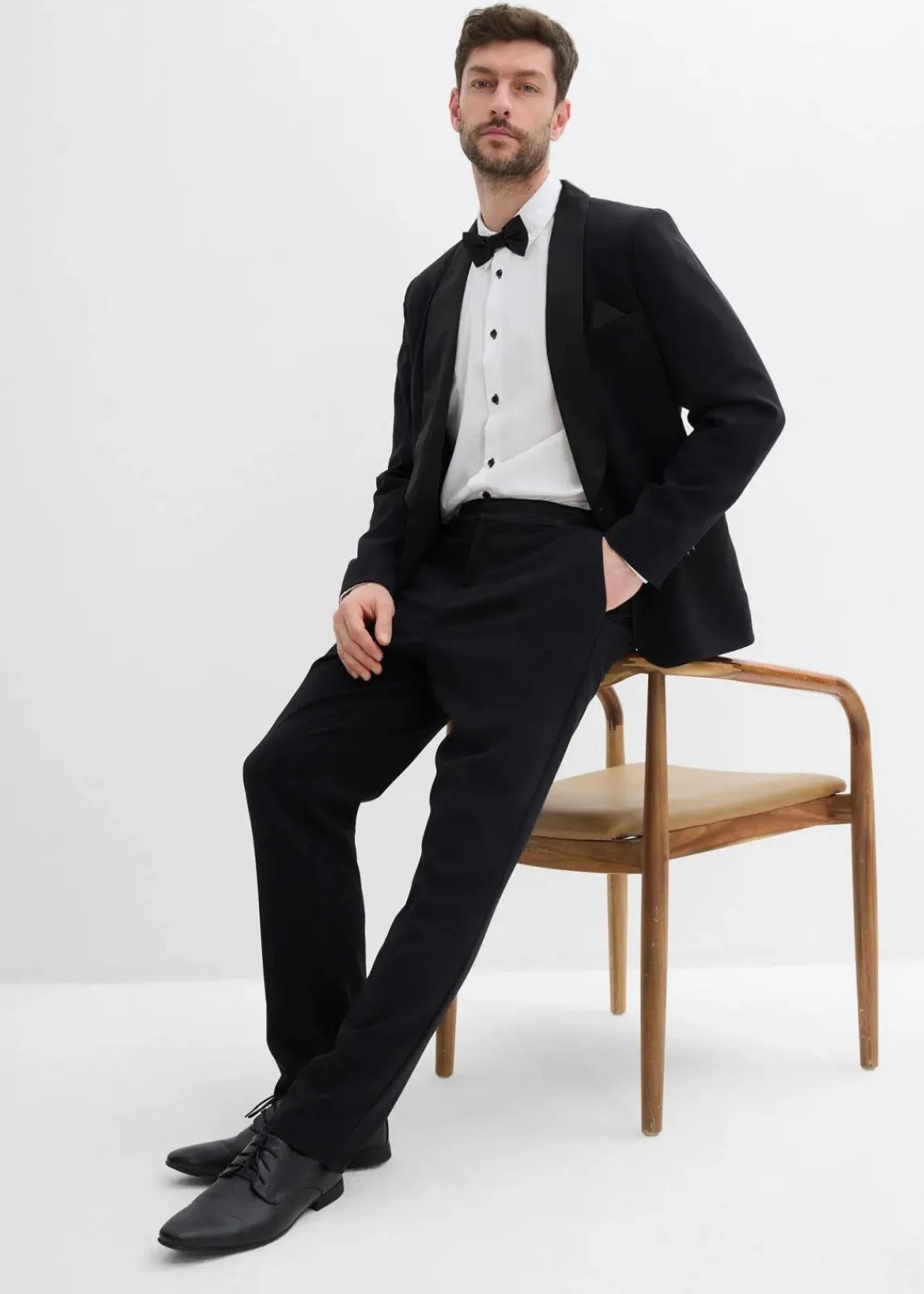 bonprix Große Größen|Anzüge & Sakkos|Smoking-Sakko mit Stretch-Anteil, Slim Fit schwarz