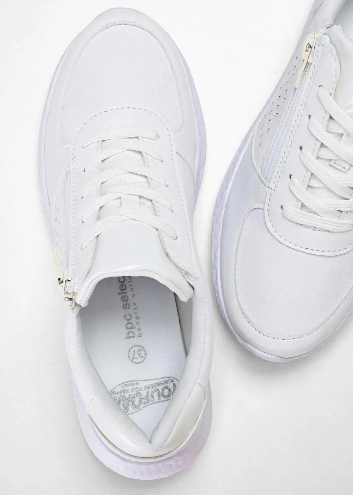 Sneaker mit Glitzersteinen|bonprix Discount