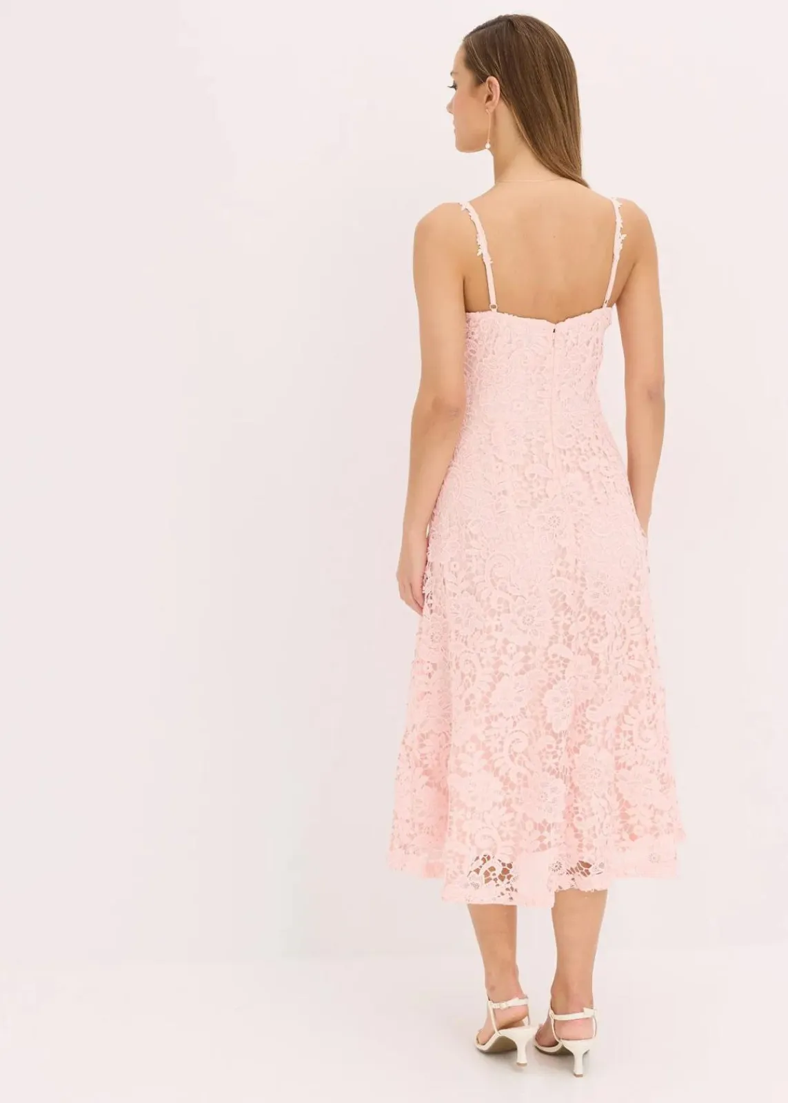 Spitzenkleid mit dekorierten Trägern|bonprix Sale