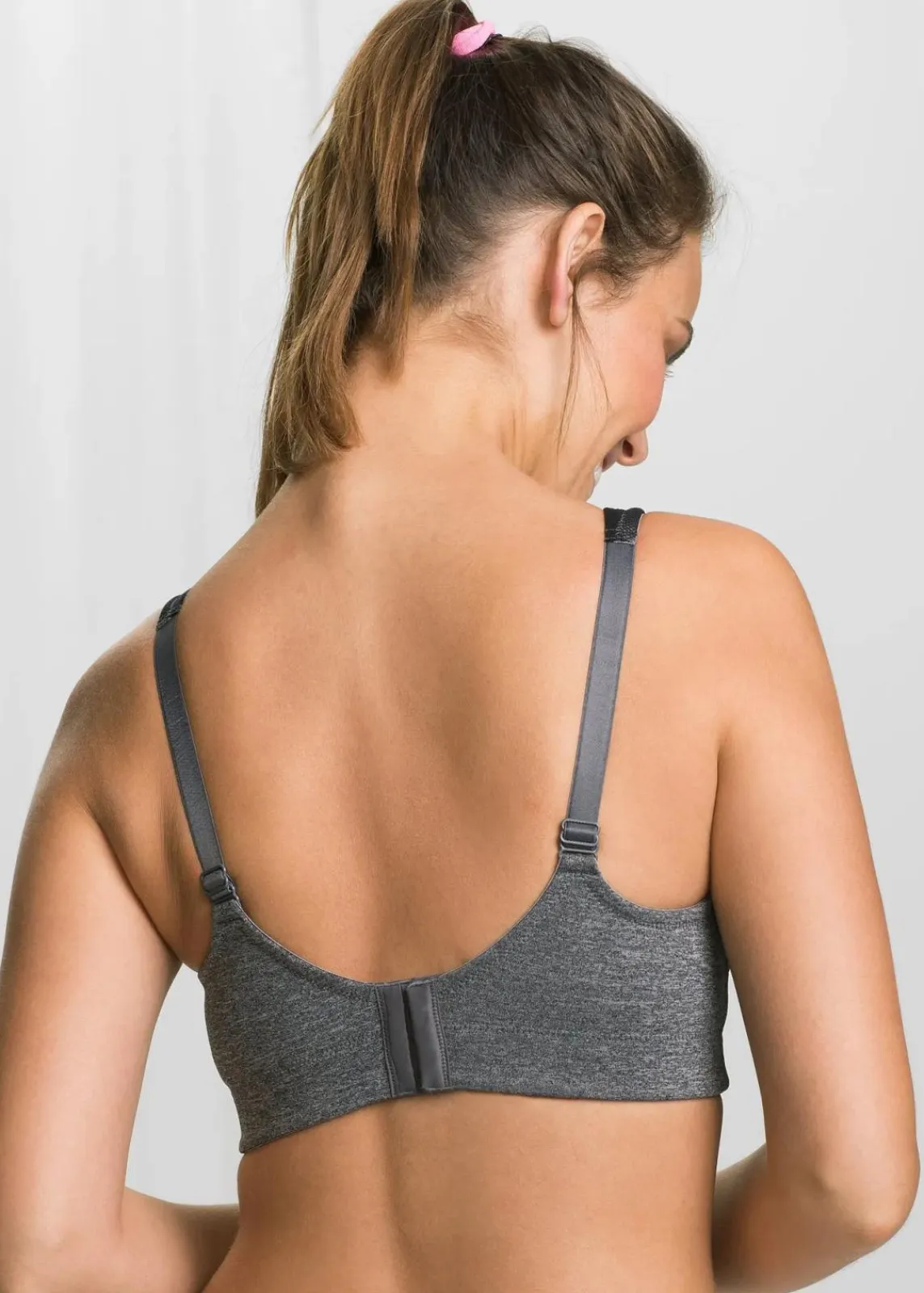 bonprix Große Cups D-H|Sportbekleidung|Sport BH mit mittlerem Halt grau/schwarz meliert