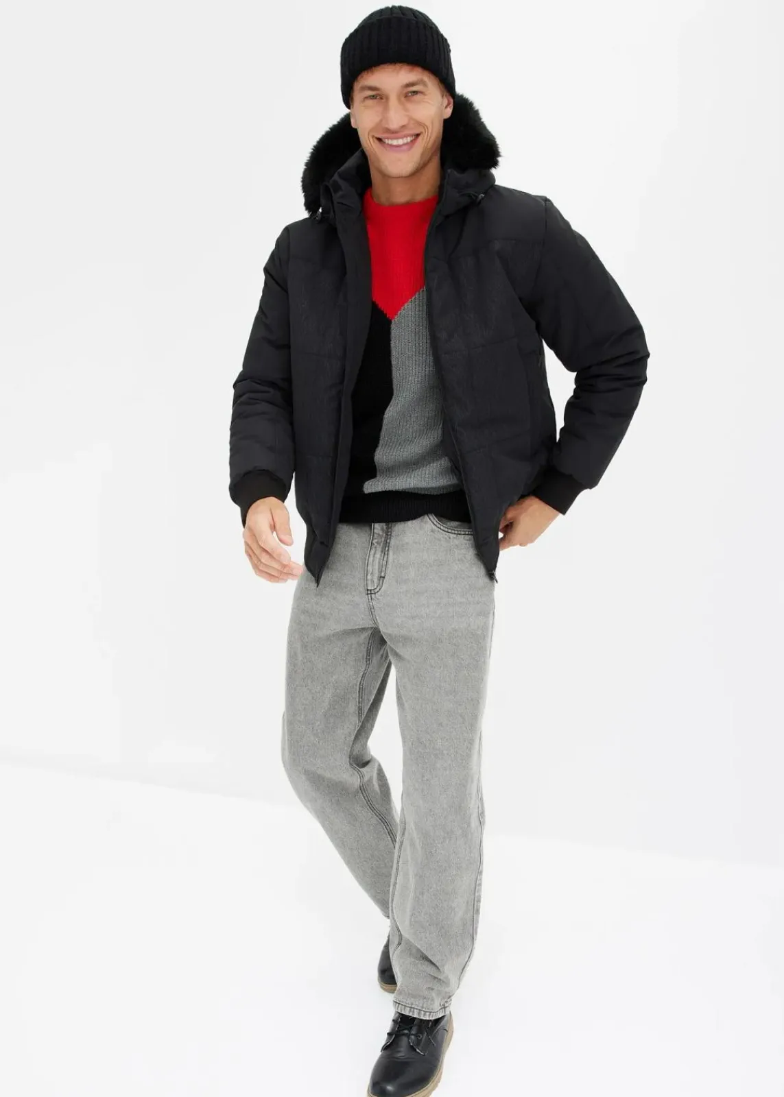 bonprix Große Größen|Jacken & Mäntel|Steppjacke mit Fellkapuze in Blousonform schwarz