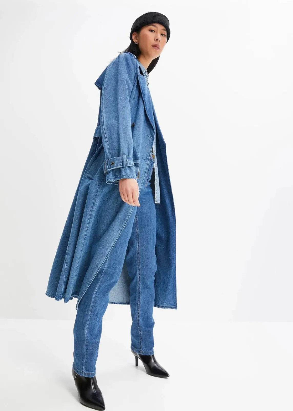 bonprix Jeans|Kurzgrößen|Straight Jeans Mid Waist, Stretch blau