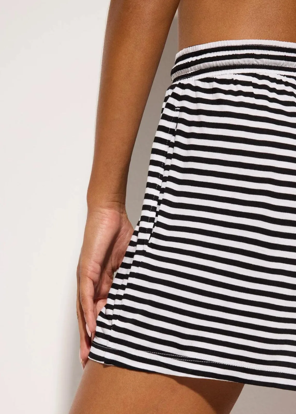 Strandshorts aus fließender Viskose|bonprix Online