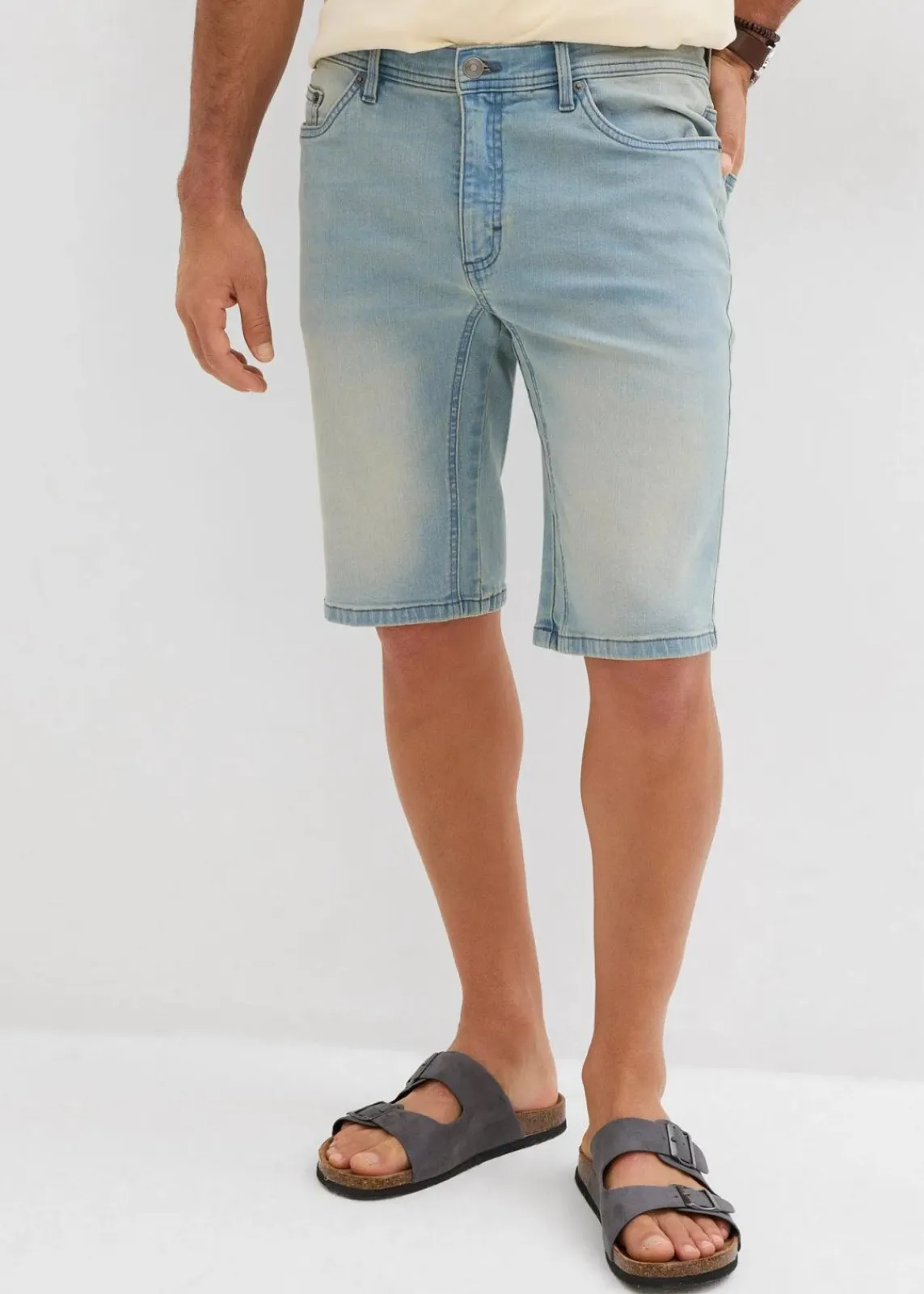 bonprix Jeans|Shorts|Stretch-Jeans-Bermuda mit verstärktem Schritt, Regular Fit hellblau denim/beige