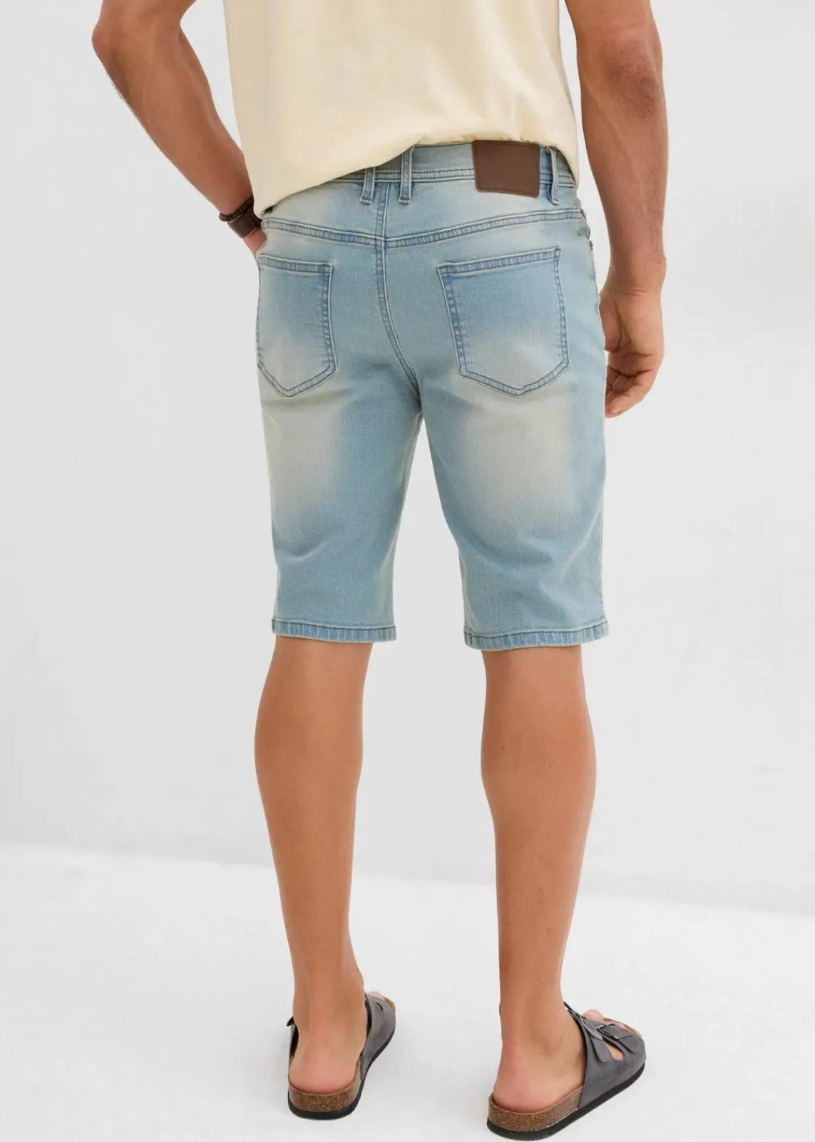 bonprix Jeans|Shorts|Stretch-Jeans-Bermuda mit verstärktem Schritt, Regular Fit hellblau denim/beige