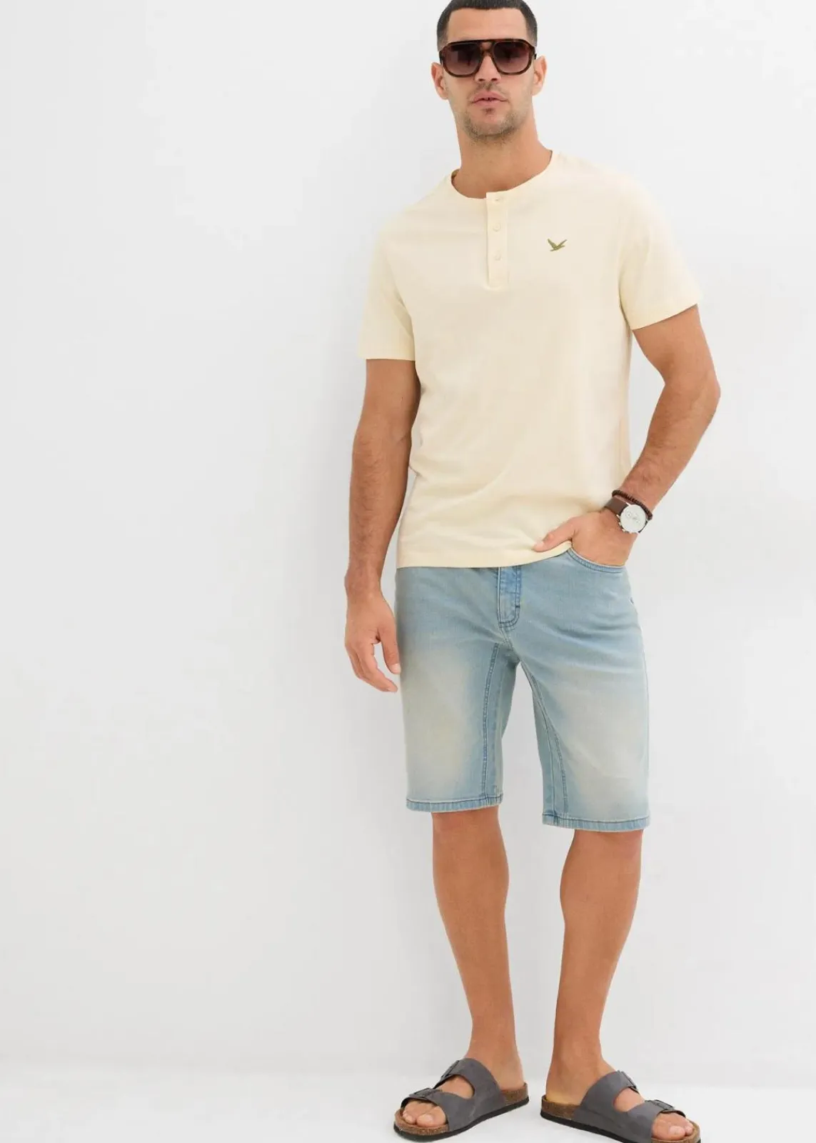 bonprix Jeans|Shorts|Stretch-Jeans-Bermuda mit verstärktem Schritt, Regular Fit hellblau denim/beige