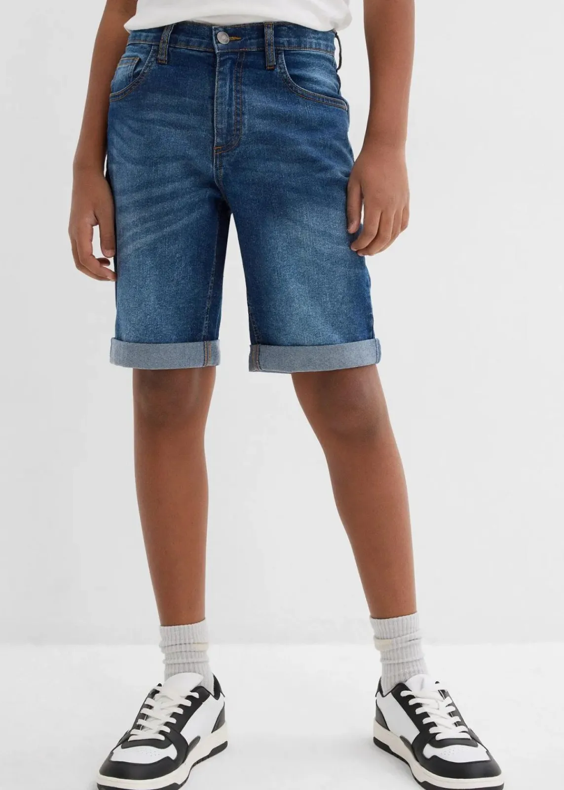 bonprix Jungen 9-16 Jahre·Jeans|Jungen 9-16 Jahre·Shorts|Stretch-Jeans-Bermuda mit verstellbarem Bund, Slim Fit blau denim