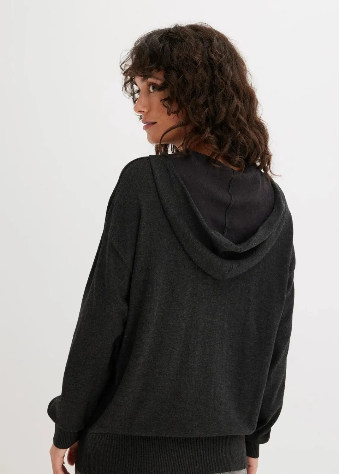 Strick-Hoodie mit Kängurutasche aus Viskose-Mix|bonprix New